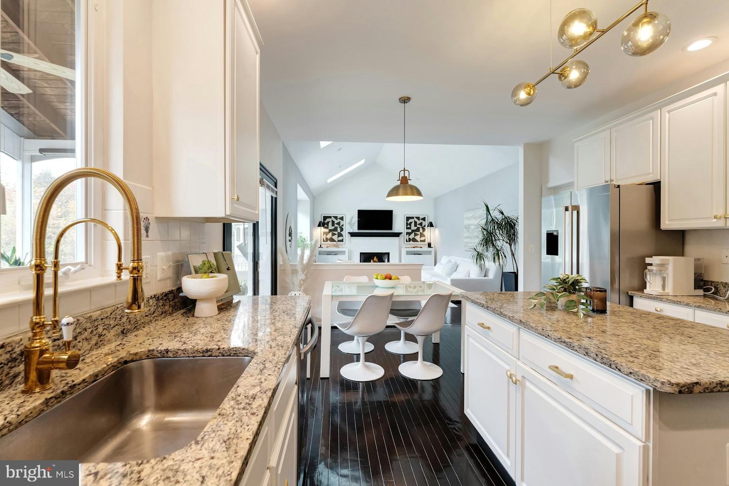 21581 KOUROS CT, ASHBURN, Virginia 20147, 5 Bedrooms Bedrooms, ,3 BathroomsBathrooms,Residential,For sale,21581 KOUROS CT,VALO2110566 MLS # VALO2110566