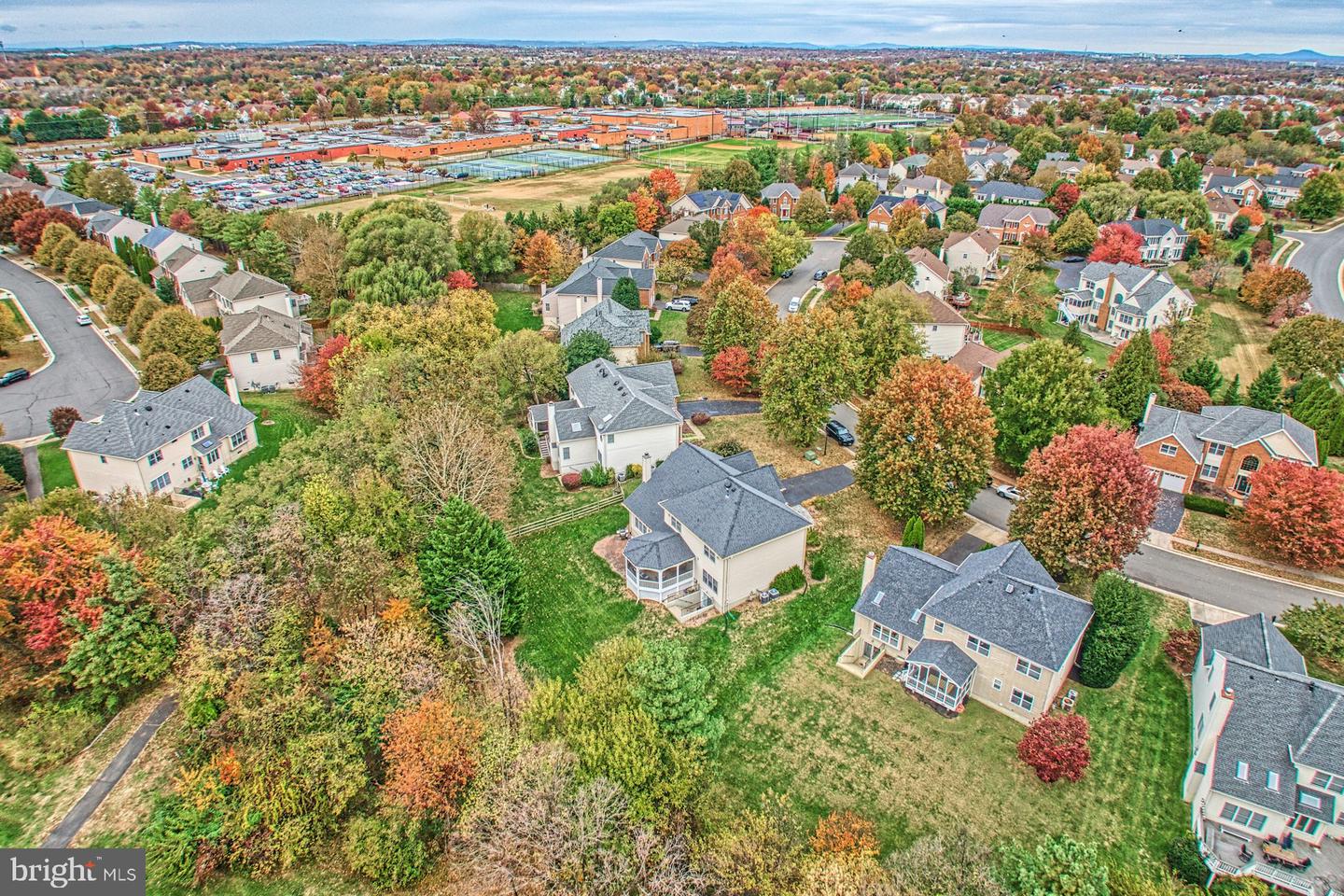 21581 KOUROS CT, ASHBURN, Virginia 20147, 5 Bedrooms Bedrooms, ,3 BathroomsBathrooms,Residential,For sale,21581 KOUROS CT,VALO2110566 MLS # VALO2110566