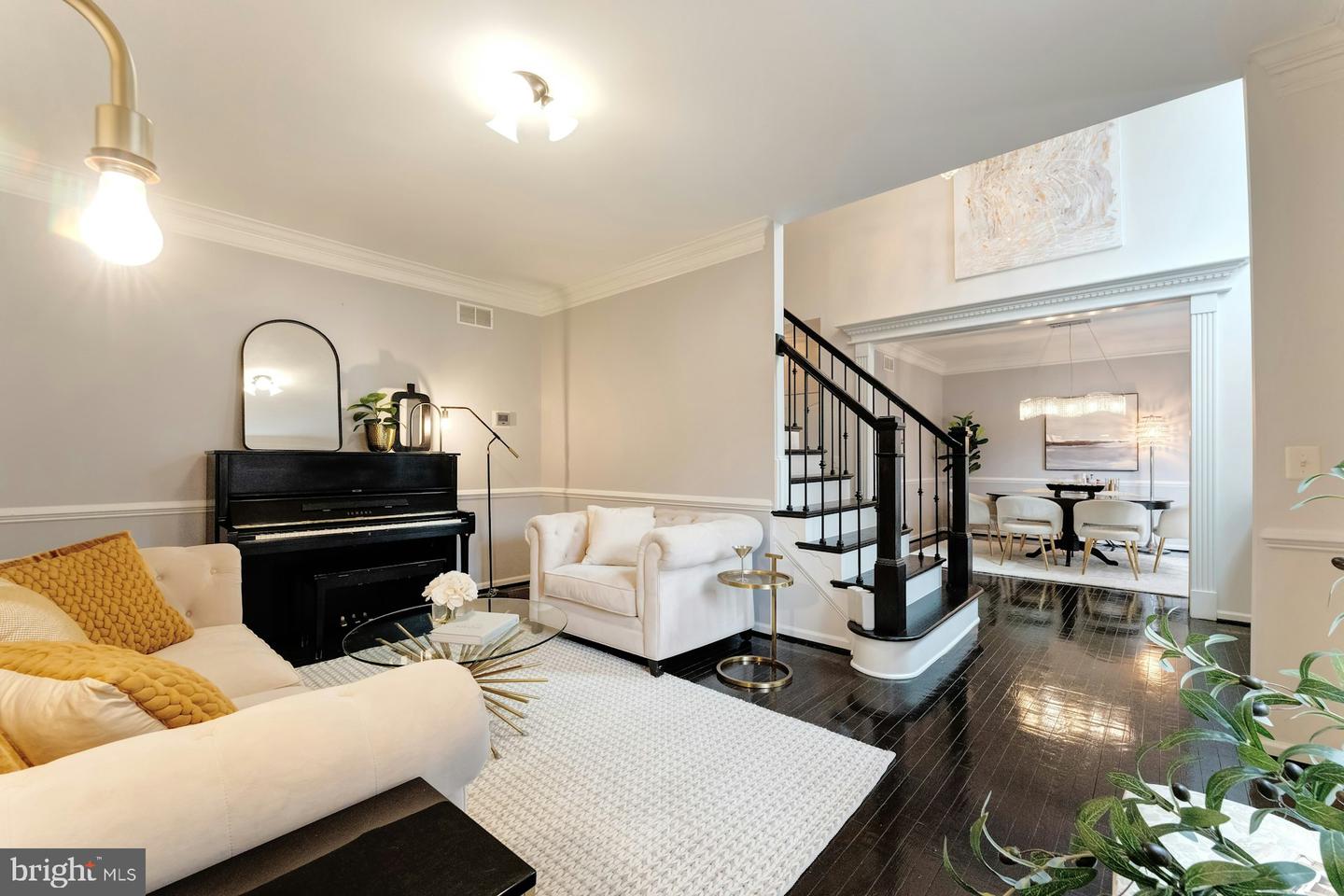 21581 KOUROS CT, ASHBURN, Virginia 20147, 5 Bedrooms Bedrooms, ,3 BathroomsBathrooms,Residential,For sale,21581 KOUROS CT,VALO2110566 MLS # VALO2110566