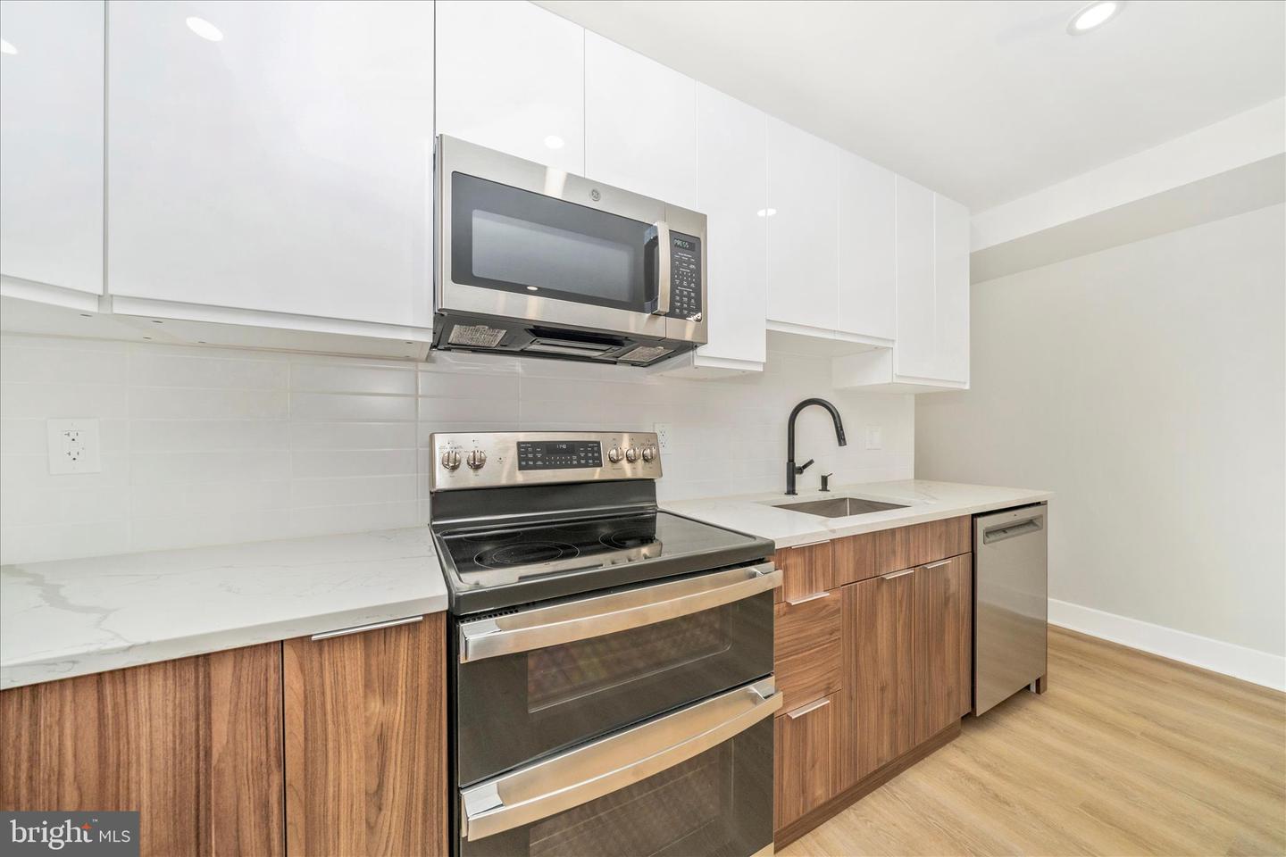 410 U ST NW #1, WASHINGTON, District Of Columbia 20001, 2 Bedrooms Bedrooms, ,2 BathroomsBathrooms,Residential,For sale,410 U ST NW #1,DCDC2230244 MLS # DCDC2230244 410 U ST NW #1, WASHINGTON, District Of Columbia 20001, 2 Bedrooms Bedrooms, ,2 BathroomsBathrooms,Residential,For sale,410 U ST NW #1,DCDC2230244 MLS # DCDC2230244