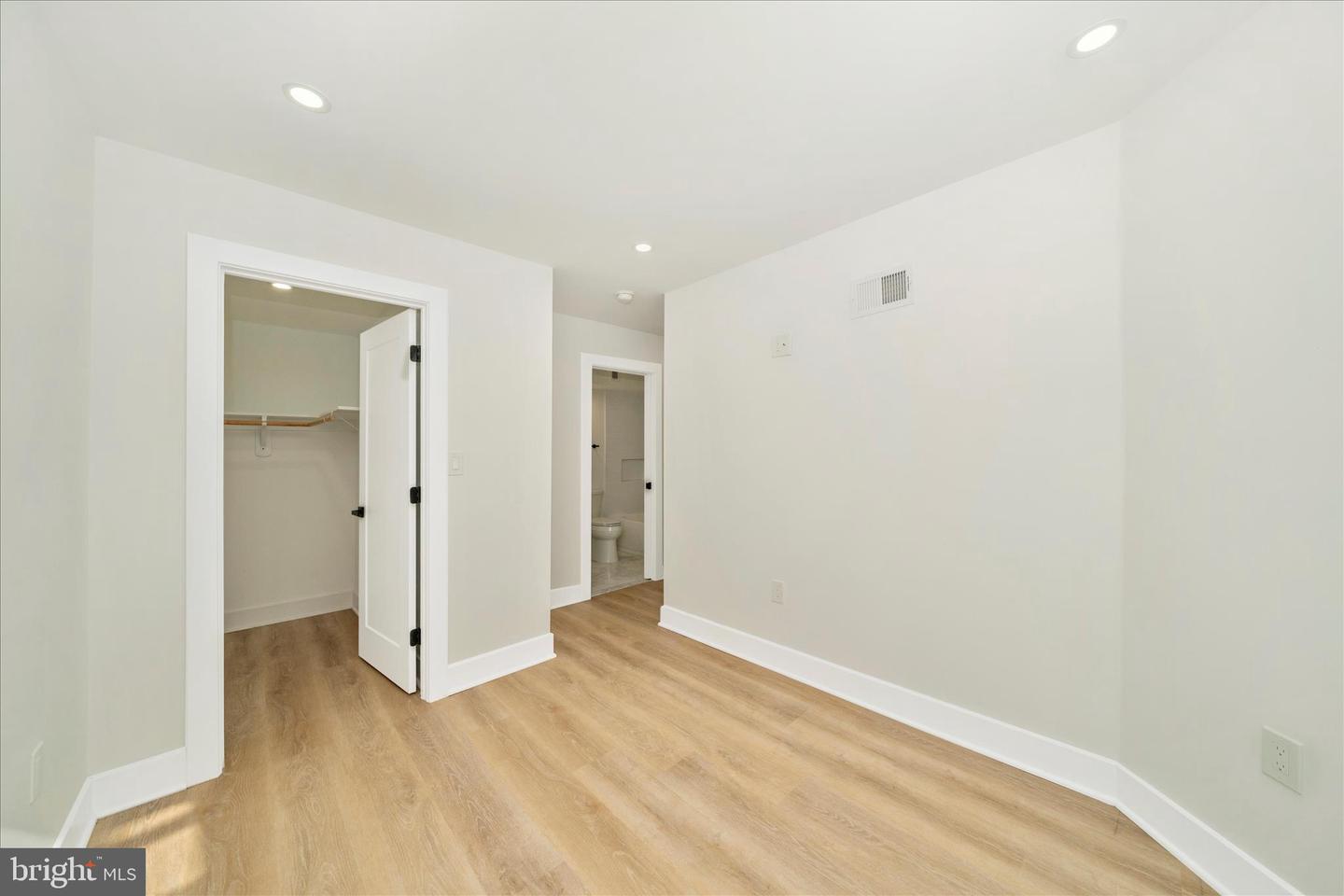 410 U ST NW #1, WASHINGTON, District Of Columbia 20001, 2 Bedrooms Bedrooms, ,2 BathroomsBathrooms,Residential,For sale,410 U ST NW #1,DCDC2230244 MLS # DCDC2230244 410 U ST NW #1, WASHINGTON, District Of Columbia 20001, 2 Bedrooms Bedrooms, ,2 BathroomsBathrooms,Residential,For sale,410 U ST NW #1,DCDC2230244 MLS # DCDC2230244