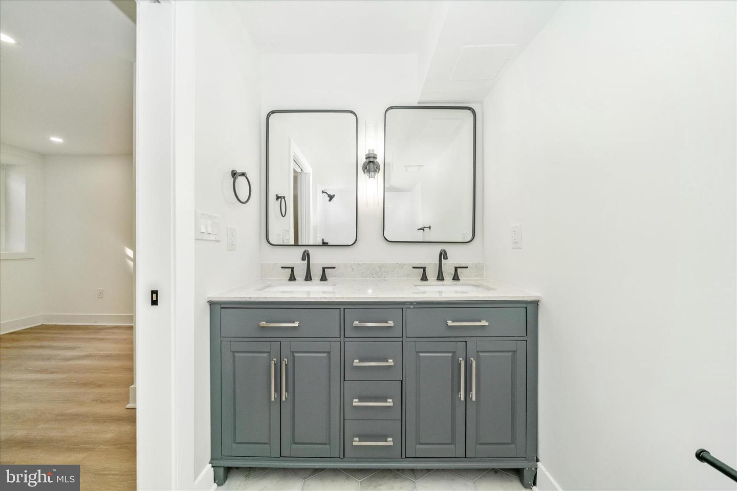 410 U ST NW #1, WASHINGTON, District Of Columbia 20001, 2 Bedrooms Bedrooms, ,2 BathroomsBathrooms,Residential,For sale,410 U ST NW #1,DCDC2230244 MLS # DCDC2230244 410 U ST NW #1, WASHINGTON, District Of Columbia 20001, 2 Bedrooms Bedrooms, ,2 BathroomsBathrooms,Residential,For sale,410 U ST NW #1,DCDC2230244 MLS # DCDC2230244