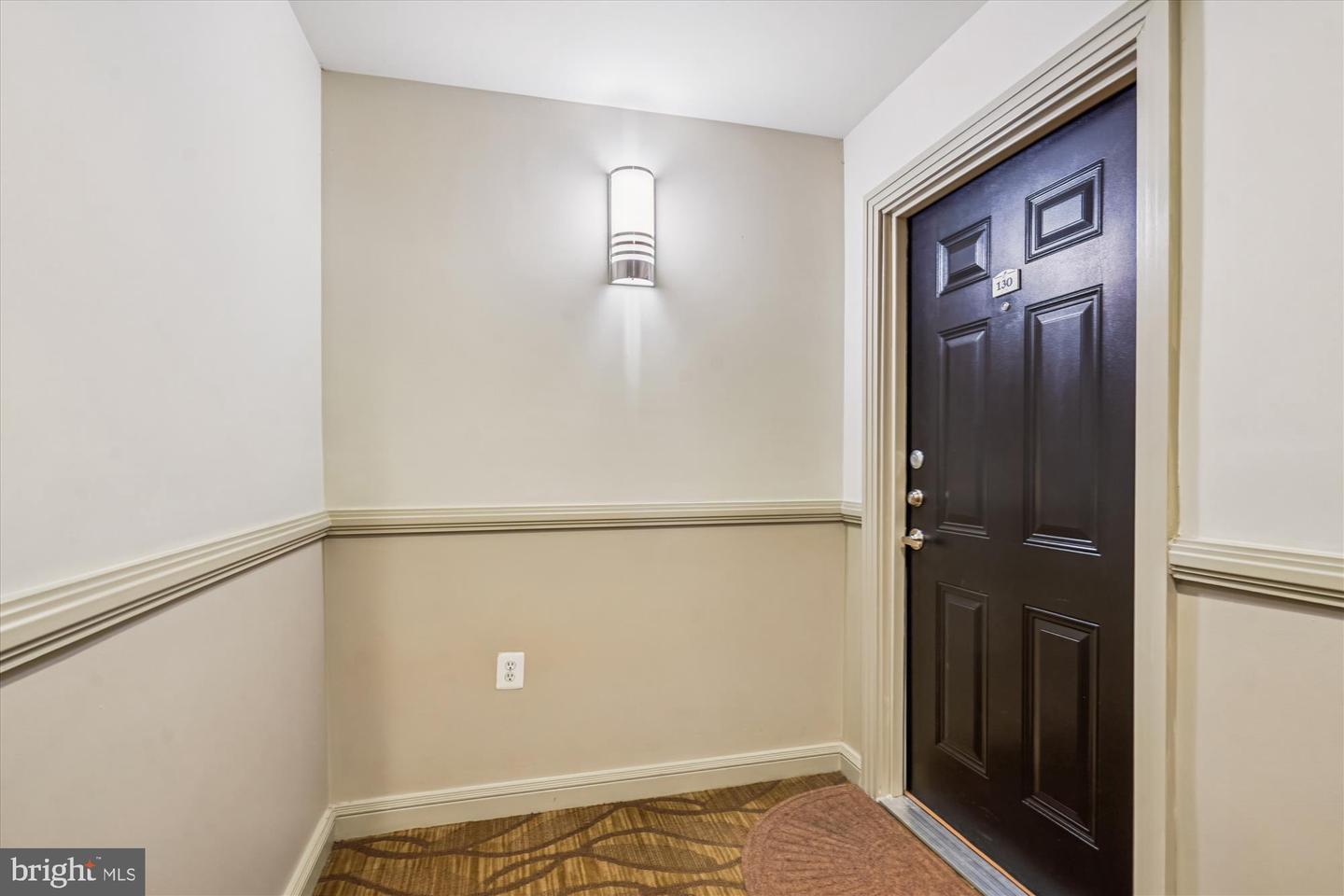 9490 VIRGINIA CENTER BLVD #130, VIENNA, Virginia 22181, 2 Bedrooms Bedrooms, ,2 BathroomsBathrooms,Residential,For sale,9490 VIRGINIA CENTER BLVD #130,VAFX2277836 MLS # VAFX2277836