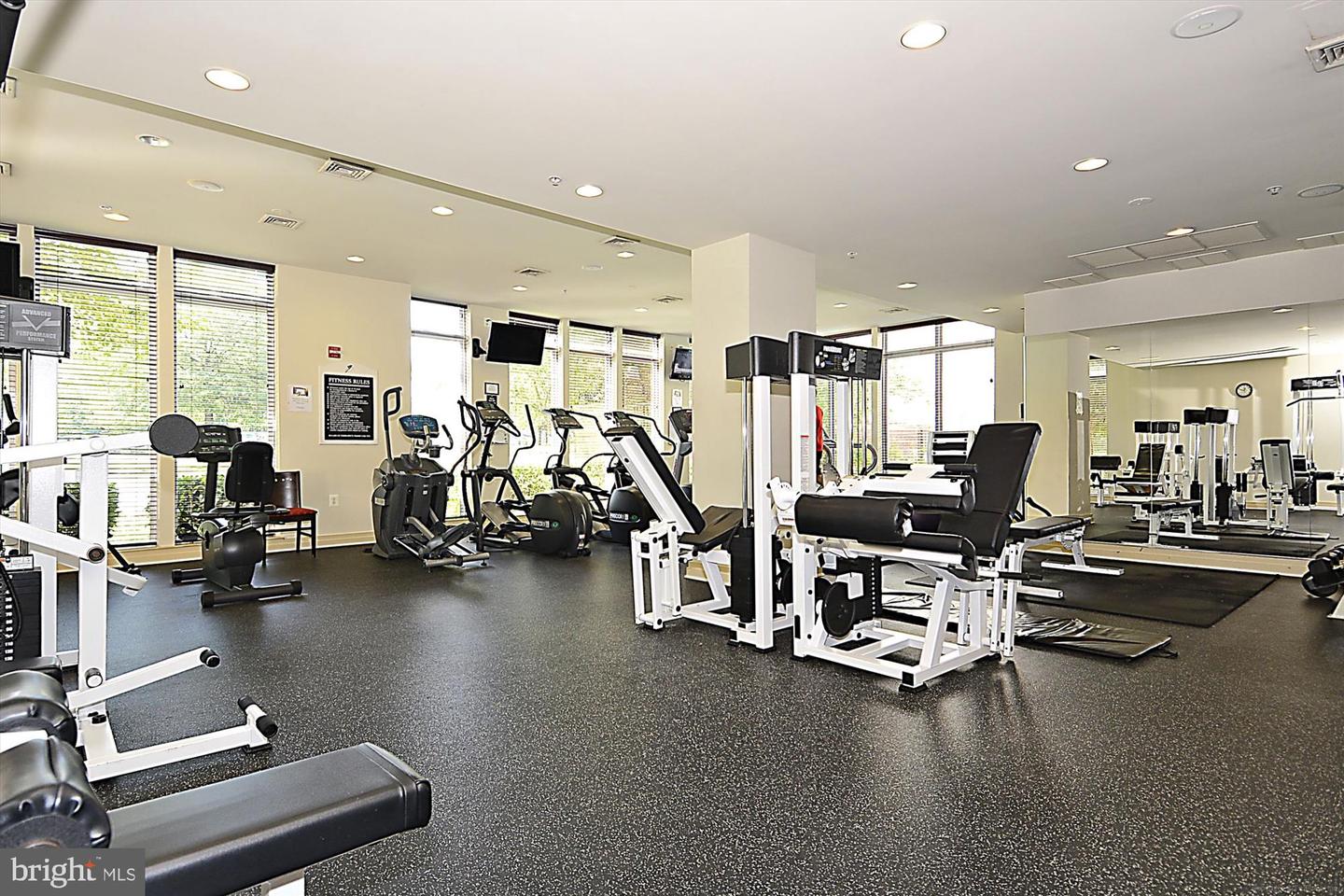 9490 VIRGINIA CENTER BLVD #130, VIENNA, Virginia 22181, 2 Bedrooms Bedrooms, ,2 BathroomsBathrooms,Residential,For sale,9490 VIRGINIA CENTER BLVD #130,VAFX2277836 MLS # VAFX2277836