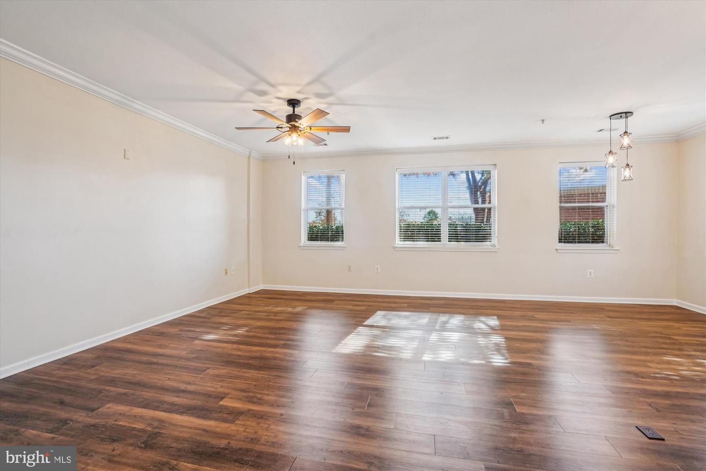 9490 VIRGINIA CENTER BLVD #130, VIENNA, Virginia 22181, 2 Bedrooms Bedrooms, ,2 BathroomsBathrooms,Residential,For sale,9490 VIRGINIA CENTER BLVD #130,VAFX2277836 MLS # VAFX2277836