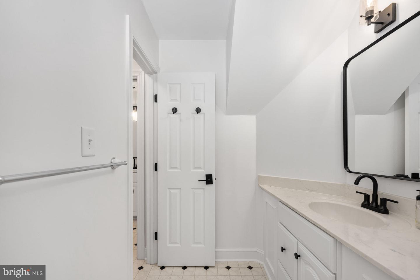 10816 CHATHAM RIDGE WAY, SPOTSYLVANIA, Virginia 22551, 3 Bedrooms Bedrooms, ,2 BathroomsBathrooms,Residential,For sale,10816 CHATHAM RIDGE WAY,VASP2037432 MLS # VASP2037432