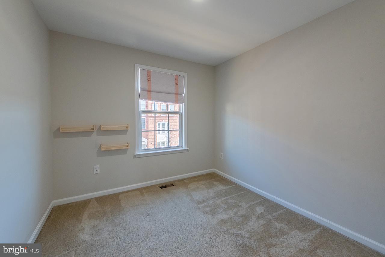 20657 MAITLAND TER, ASHBURN, Virginia 20147, 3 Bedrooms Bedrooms, ,3 BathroomsBathrooms,Residential,For sale,20657 MAITLAND TER,VALO2110556 MLS # VALO2110556