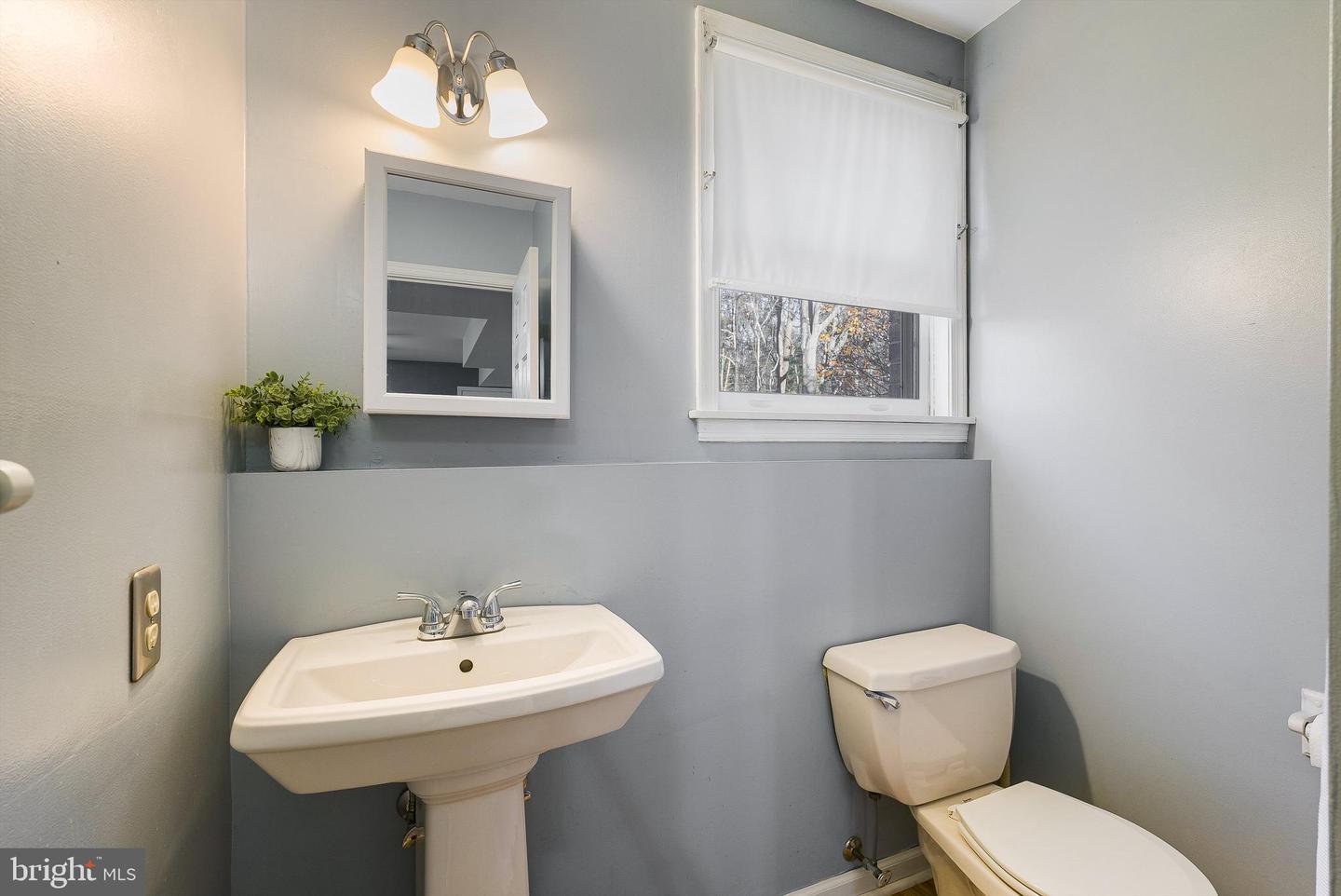 209 RAINTREE RD, VERONA, Virginia 24482, 3 Bedrooms Bedrooms, ,3 BathroomsBathrooms,Residential,For sale,209 RAINTREE RD,VAAG2002704 MLS # VAAG2002704