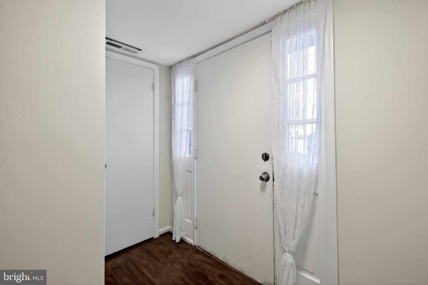 1043 MARGATE CT #1043A, STERLING, Virginia 20164, 3 Bedrooms Bedrooms, ,2 BathroomsBathrooms,Residential,For sale,1043 MARGATE CT #1043A,VALO2110568 MLS # VALO2110568 1043 MARGATE CT #1043A, STERLING, Virginia 20164, 3 Bedrooms Bedrooms, ,2 BathroomsBathrooms,Residential,For sale,1043 MARGATE CT #1043A,VALO2110568 MLS # VALO2110568