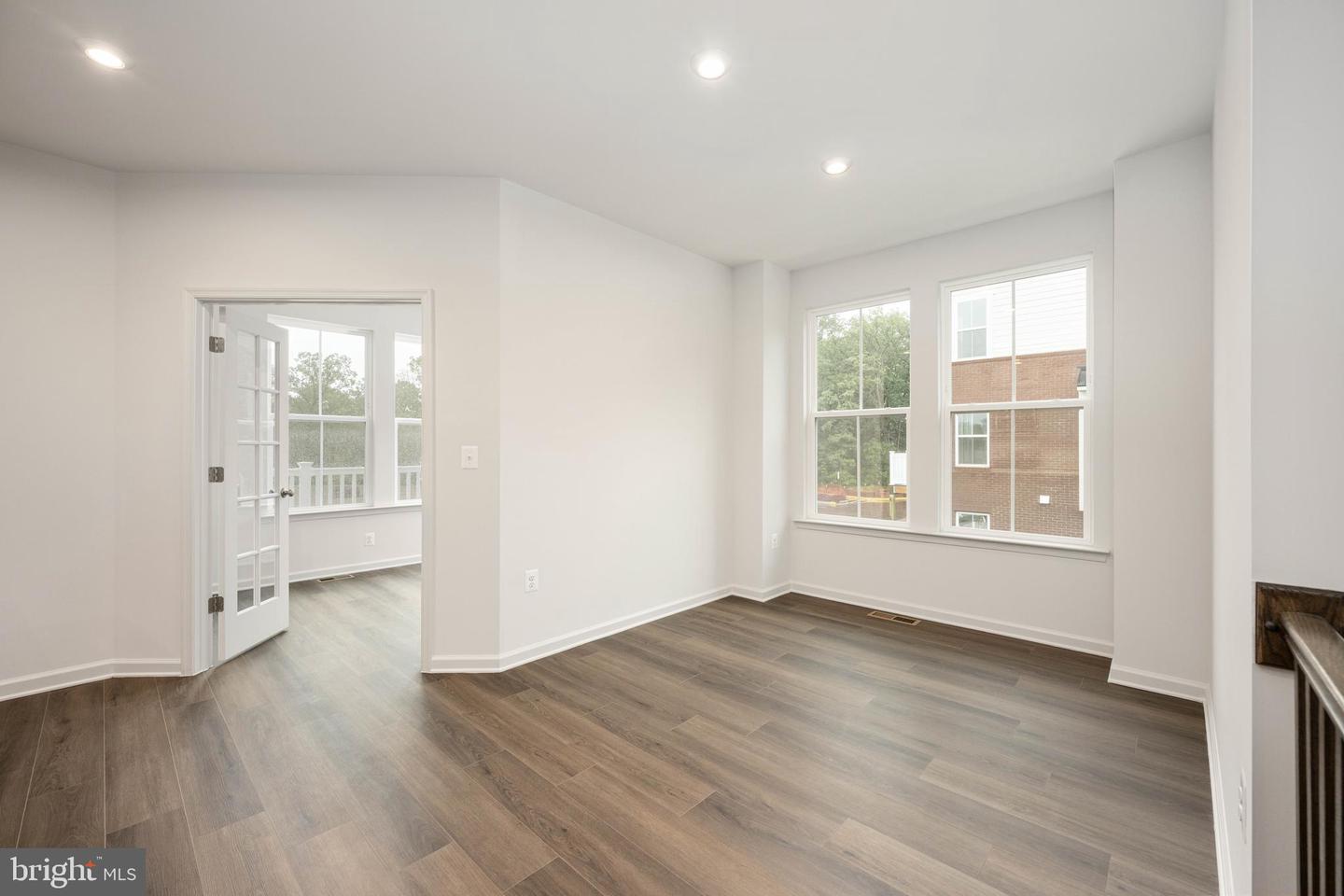 10114 QUEENS WAY, MANASSAS, Virginia 20110, 4 Bedrooms Bedrooms, ,3 BathroomsBathrooms,Residential,For sale,10114 QUEENS WAY,VAMN2009648 MLS # VAMN2009648