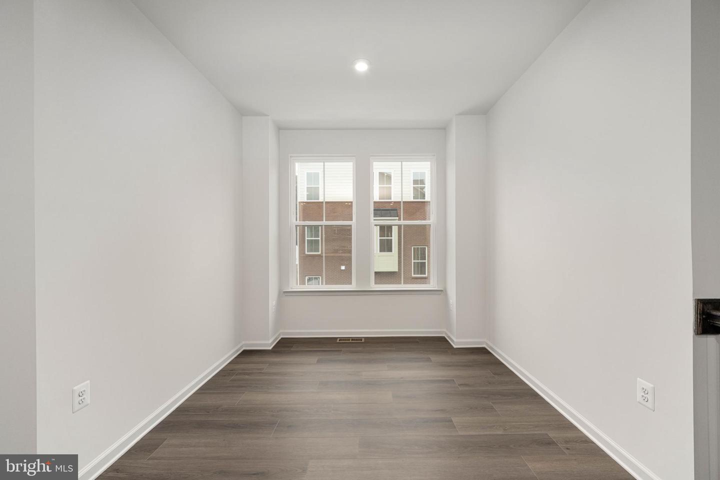 10114 QUEENS WAY, MANASSAS, Virginia 20110, 4 Bedrooms Bedrooms, ,3 BathroomsBathrooms,Residential,For sale,10114 QUEENS WAY,VAMN2009648 MLS # VAMN2009648