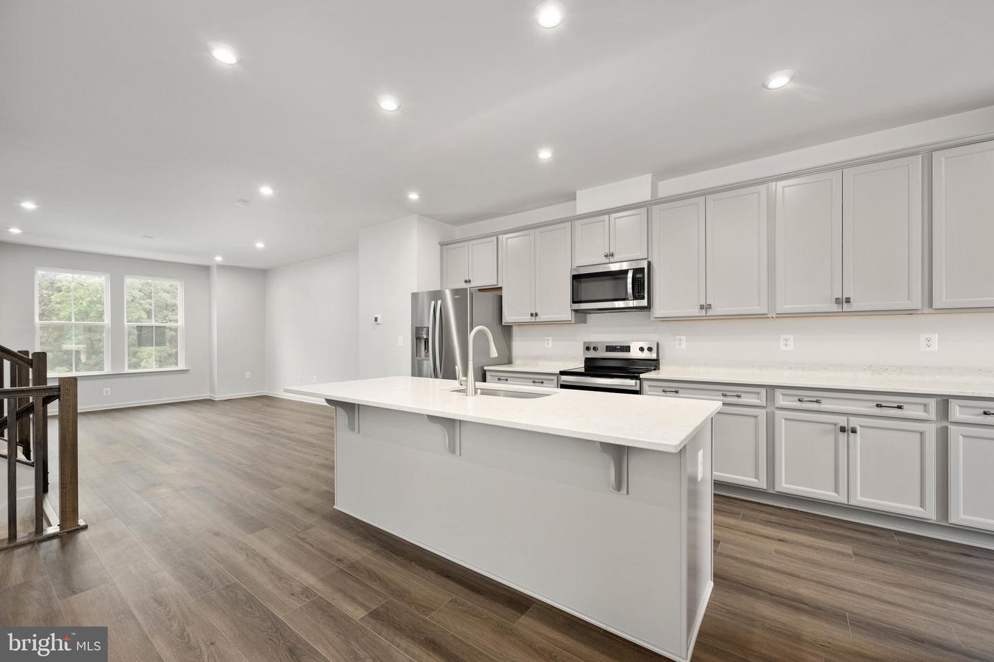 10114 QUEENS WAY, MANASSAS, Virginia 20110, 4 Bedrooms Bedrooms, ,3 BathroomsBathrooms,Residential,For sale,10114 QUEENS WAY,VAMN2009648 MLS # VAMN2009648