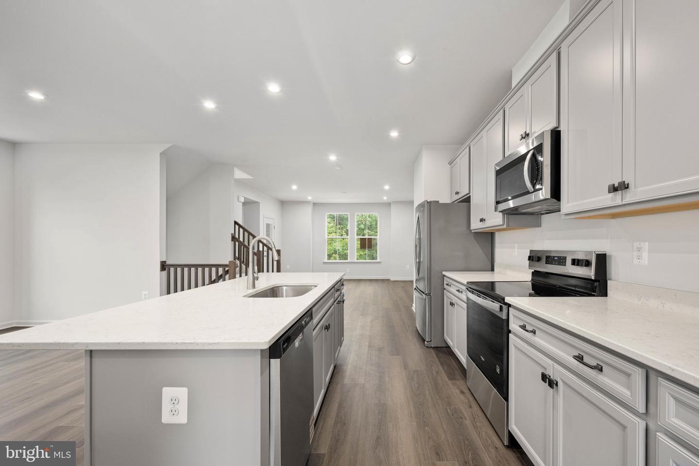 10114 QUEENS WAY, MANASSAS, Virginia 20110, 4 Bedrooms Bedrooms, ,3 BathroomsBathrooms,Residential,For sale,10114 QUEENS WAY,VAMN2009648 MLS # VAMN2009648