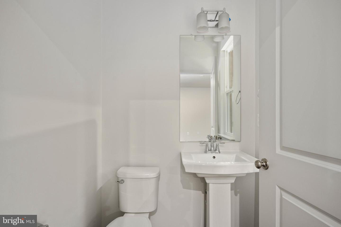 10114 QUEENS WAY, MANASSAS, Virginia 20110, 4 Bedrooms Bedrooms, ,3 BathroomsBathrooms,Residential,For sale,10114 QUEENS WAY,VAMN2009648 MLS # VAMN2009648