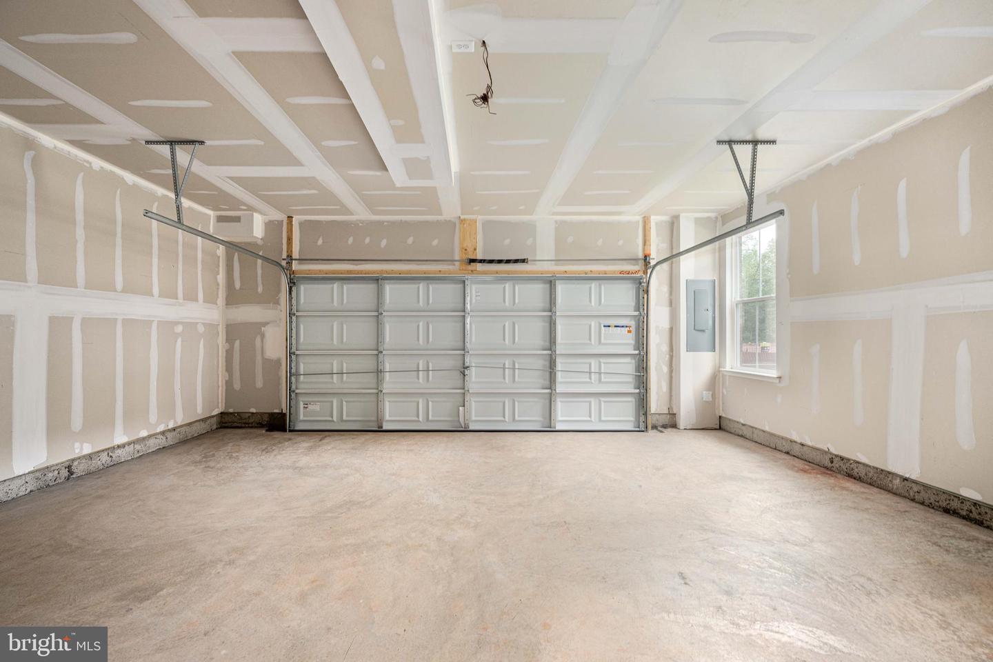 10114 QUEENS WAY, MANASSAS, Virginia 20110, 4 Bedrooms Bedrooms, ,3 BathroomsBathrooms,Residential,For sale,10114 QUEENS WAY,VAMN2009648 MLS # VAMN2009648