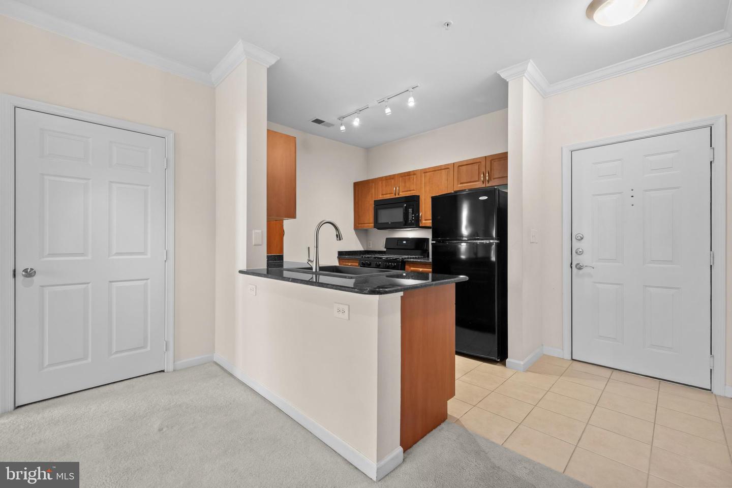 12925 CENTRE PARK CIR #304, HERNDON, Virginia 20171, 2 Bedrooms Bedrooms, 5 Rooms Rooms,2 BathroomsBathrooms,Residential,For sale,12925 CENTRE PARK CIR #304,VAFX2277550 MLS # VAFX2277550 12925 CENTRE PARK CIR #304, HERNDON, Virginia 20171, 2 Bedrooms Bedrooms, 5 Rooms Rooms,2 BathroomsBathrooms,Residential,For sale,12925 CENTRE PARK CIR #304,VAFX2277550 MLS # VAFX2277550