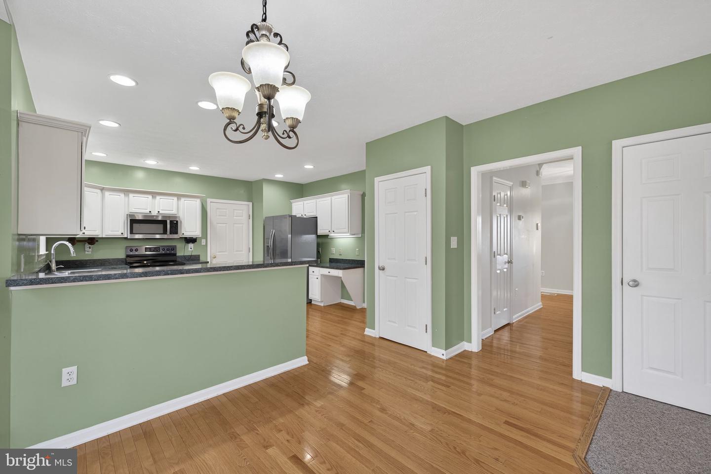 109 PLUM CT, STEPHENS CITY, Virginia 22655, 4 Bedrooms Bedrooms, ,2 BathroomsBathrooms,Residential,For sale,109 PLUM CT,VAFV2037850 MLS # VAFV2037850