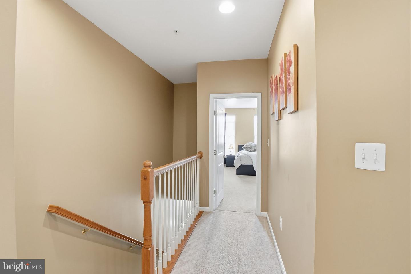 8013 CRESCENT PARK DR, GAINESVILLE, Virginia 20155, 3 Bedrooms Bedrooms, 5 Rooms Rooms,2 BathroomsBathrooms,Residential,For sale,8013 CRESCENT PARK DR,VAPW2107248 MLS # VAPW2107248