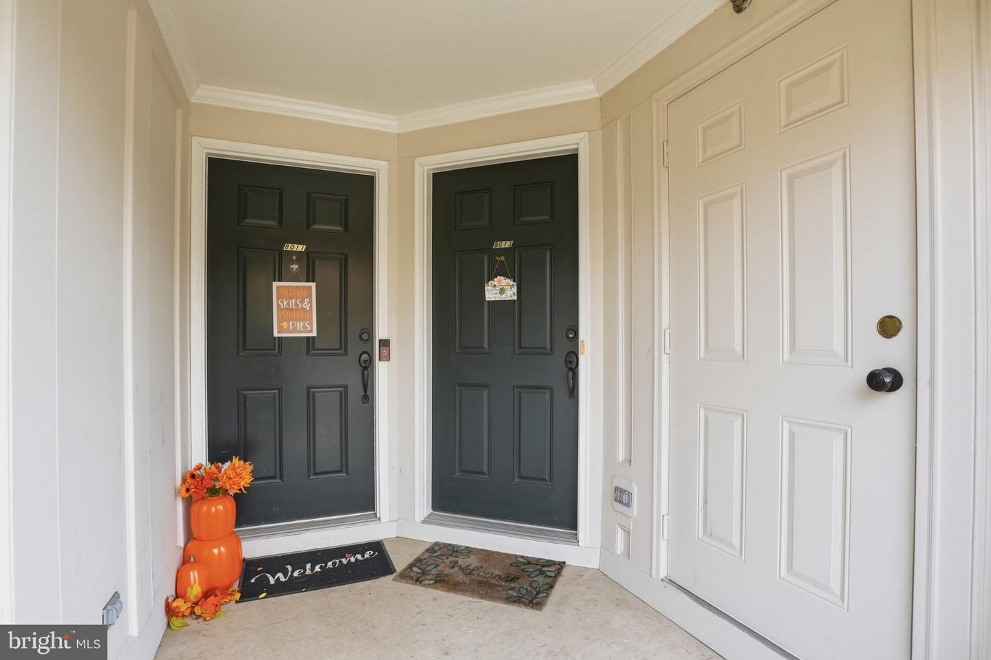 8013 CRESCENT PARK DR, GAINESVILLE, Virginia 20155, 3 Bedrooms Bedrooms, 5 Rooms Rooms,2 BathroomsBathrooms,Residential,For sale,8013 CRESCENT PARK DR,VAPW2107248 MLS # VAPW2107248