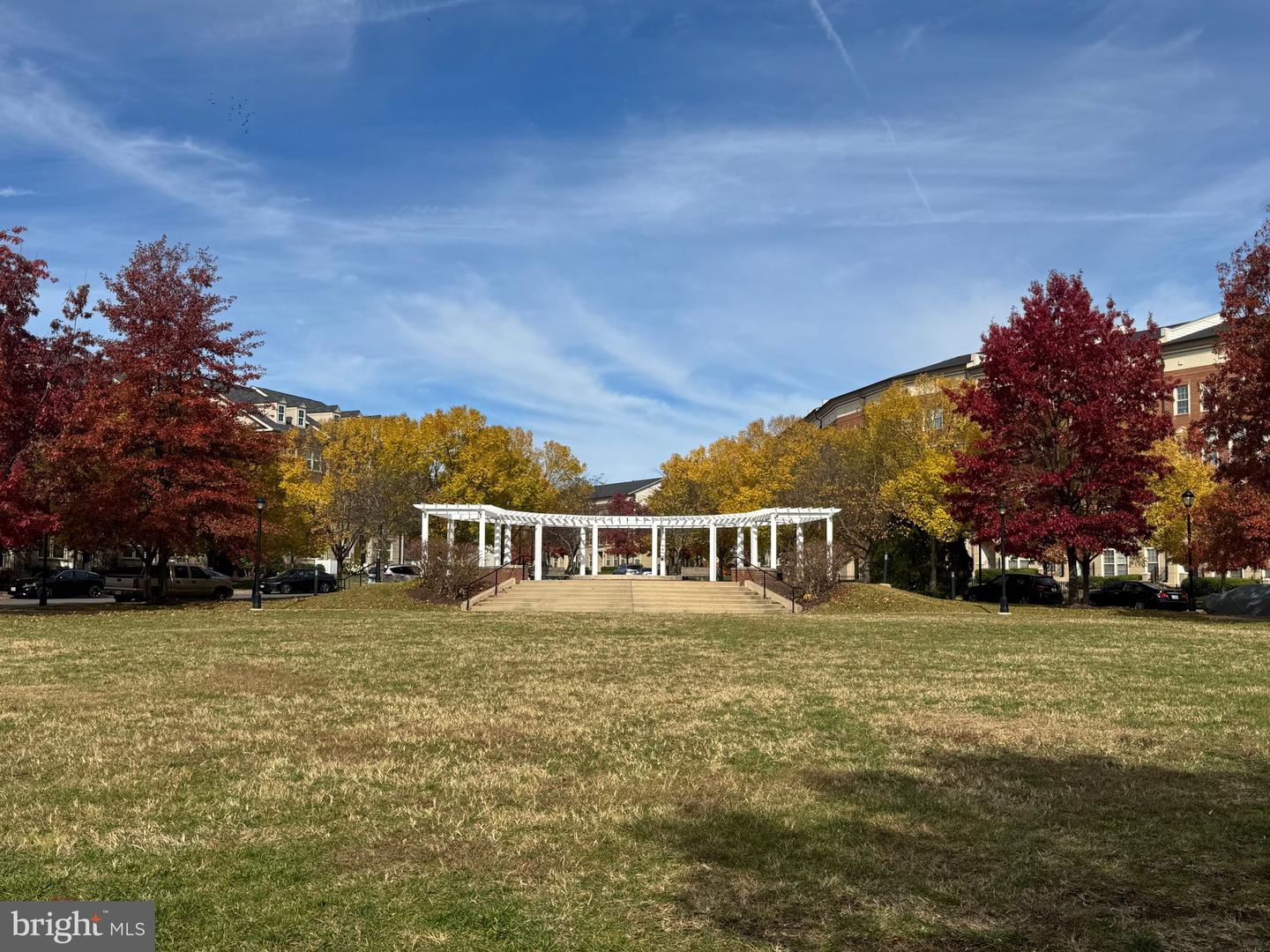 8013 CRESCENT PARK DR, GAINESVILLE, Virginia 20155, 3 Bedrooms Bedrooms, 5 Rooms Rooms,2 BathroomsBathrooms,Residential,For sale,8013 CRESCENT PARK DR,VAPW2107248 MLS # VAPW2107248