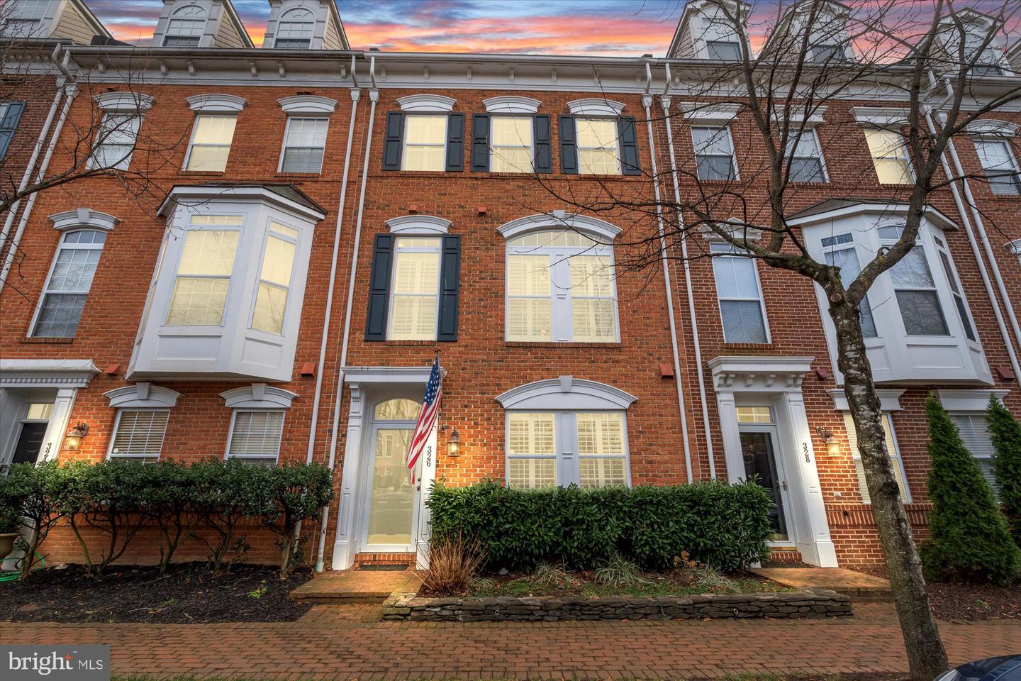 326 CAMERON STATION BLVD, ALEXANDRIA, Virginia 22304, 4 Bedrooms Bedrooms, ,3 BathroomsBathrooms,Residential,For sale,326 CAMERON STATION BLVD,VAAX2051486 MLS # VAAX2051486