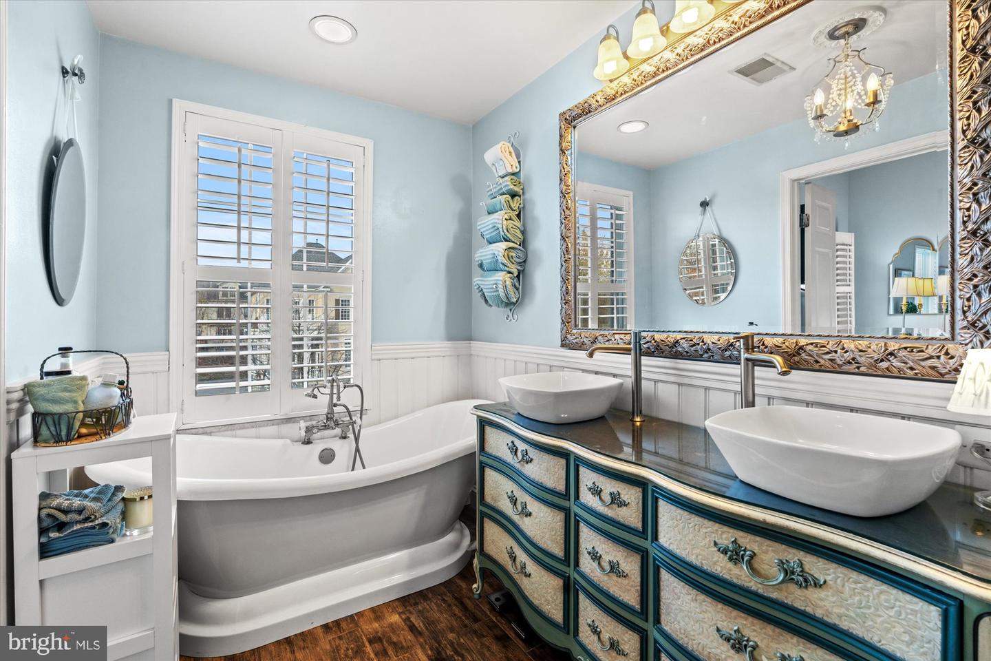 326 CAMERON STATION BLVD, ALEXANDRIA, Virginia 22304, 4 Bedrooms Bedrooms, ,3 BathroomsBathrooms,Residential,For sale,326 CAMERON STATION BLVD,VAAX2051486 MLS # VAAX2051486