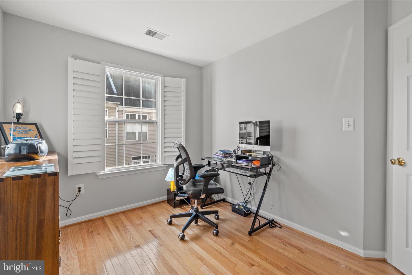 326 CAMERON STATION BLVD, ALEXANDRIA, Virginia 22304, 4 Bedrooms Bedrooms, ,3 BathroomsBathrooms,Residential,For sale,326 CAMERON STATION BLVD,VAAX2051486 MLS # VAAX2051486