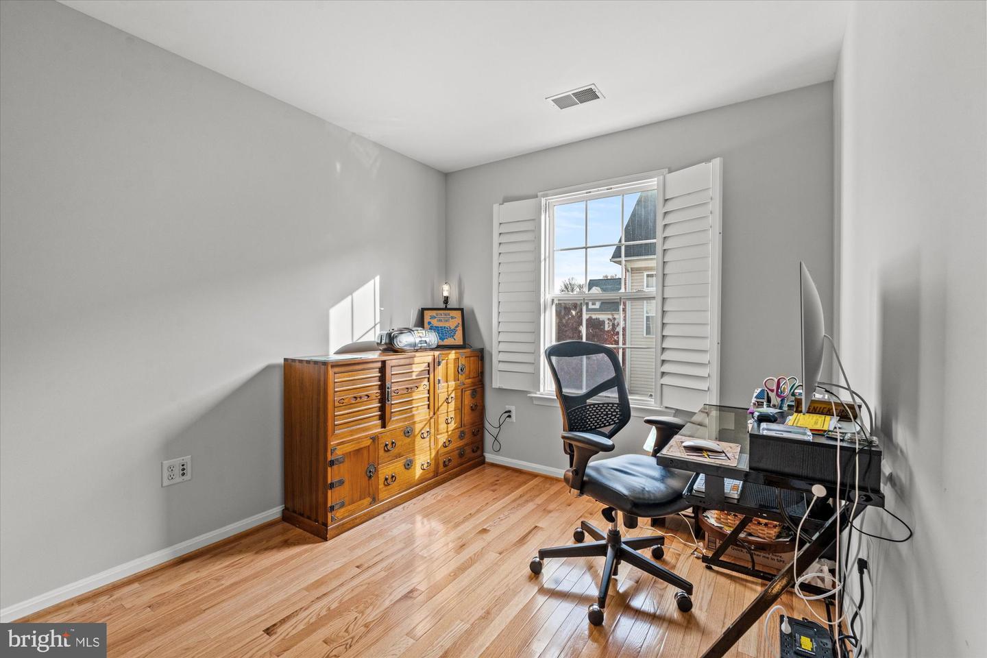 326 CAMERON STATION BLVD, ALEXANDRIA, Virginia 22304, 4 Bedrooms Bedrooms, ,3 BathroomsBathrooms,Residential,For sale,326 CAMERON STATION BLVD,VAAX2051486 MLS # VAAX2051486