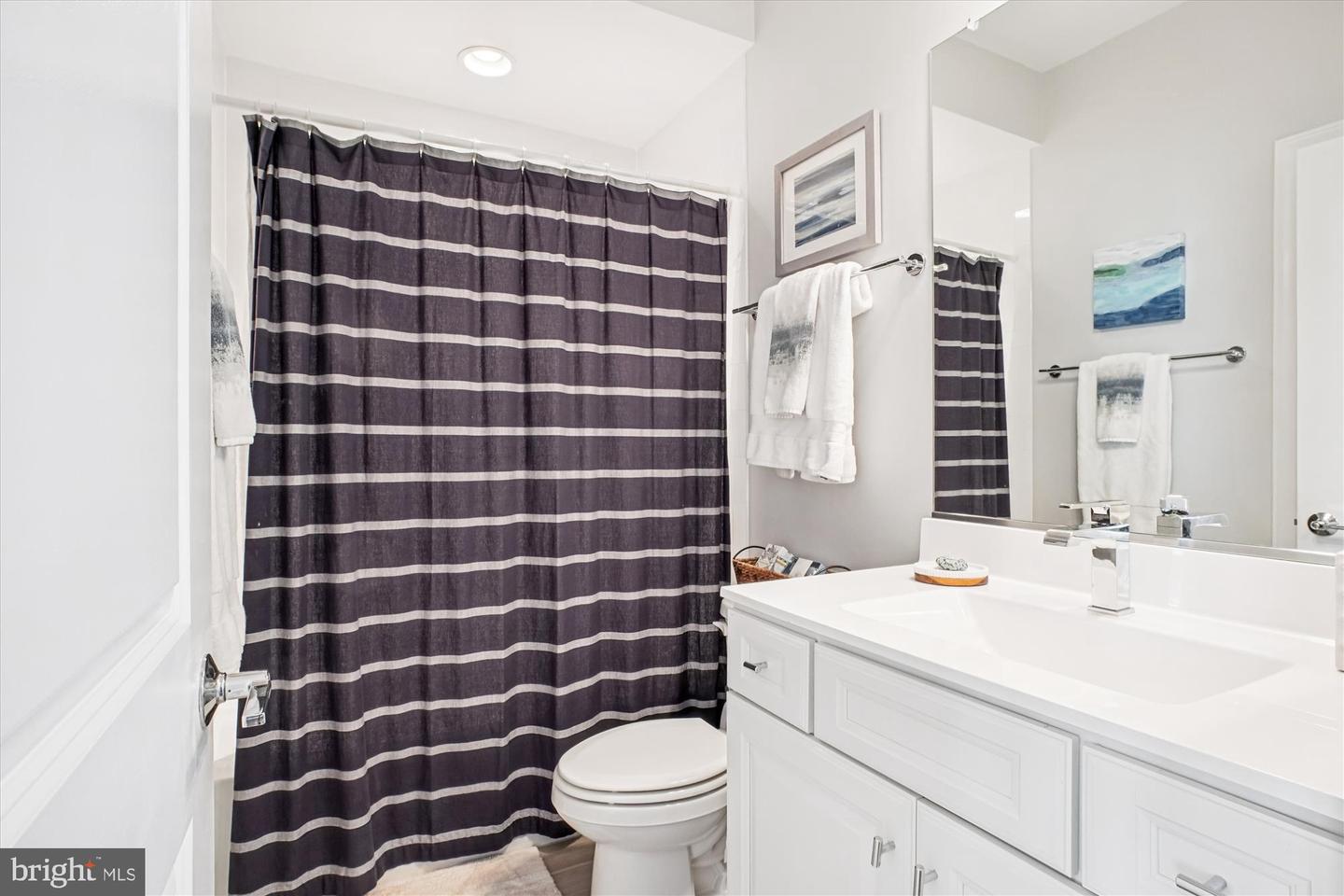 2824 RED STAR LN, ALEXANDRIA, Virginia 22303, 4 Bedrooms Bedrooms, 13 Rooms Rooms,3 BathroomsBathrooms,Residential,For sale,2824 RED STAR LN,VAFX2277942 MLS # VAFX2277942 2824 RED STAR LN, ALEXANDRIA, Virginia 22303, 4 Bedrooms Bedrooms, 13 Rooms Rooms,3 BathroomsBathrooms,Residential,For sale,2824 RED STAR LN,VAFX2277942 MLS # VAFX2277942