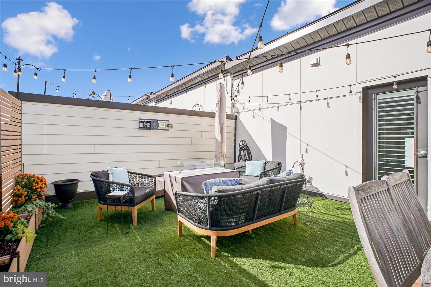 2824 RED STAR LN, ALEXANDRIA, Virginia 22303, 4 Bedrooms Bedrooms, 13 Rooms Rooms,3 BathroomsBathrooms,Residential,For sale,2824 RED STAR LN,VAFX2277942 MLS # VAFX2277942 2824 RED STAR LN, ALEXANDRIA, Virginia 22303, 4 Bedrooms Bedrooms, 13 Rooms Rooms,3 BathroomsBathrooms,Residential,For sale,2824 RED STAR LN,VAFX2277942 MLS # VAFX2277942