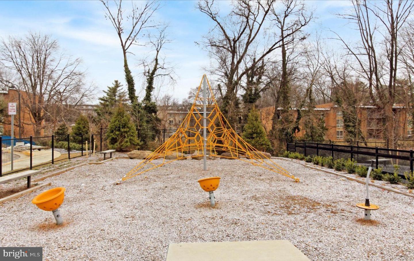 2824 RED STAR LN, ALEXANDRIA, Virginia 22303, 4 Bedrooms Bedrooms, 13 Rooms Rooms,3 BathroomsBathrooms,Residential,For sale,2824 RED STAR LN,VAFX2277942 MLS # VAFX2277942 2824 RED STAR LN, ALEXANDRIA, Virginia 22303, 4 Bedrooms Bedrooms, 13 Rooms Rooms,3 BathroomsBathrooms,Residential,For sale,2824 RED STAR LN,VAFX2277942 MLS # VAFX2277942