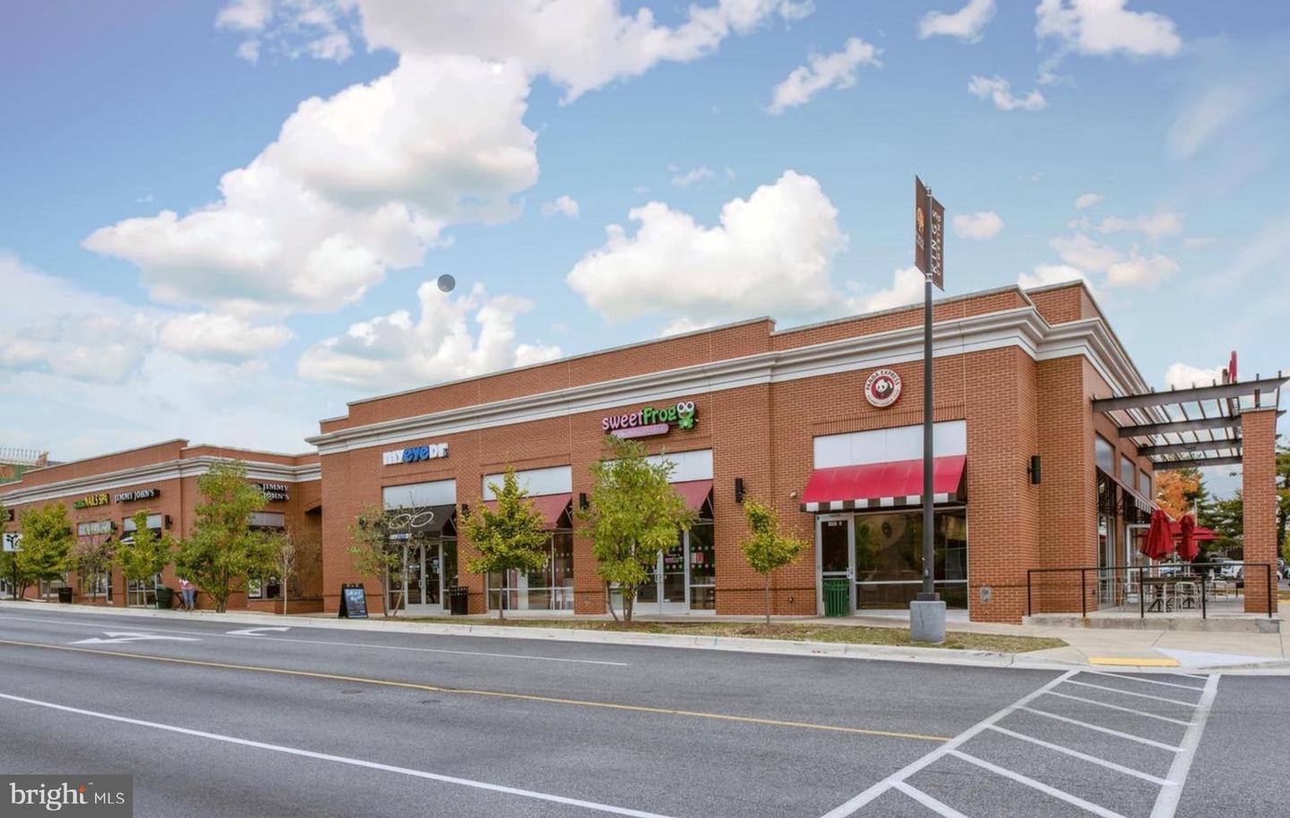 2824 RED STAR LN, ALEXANDRIA, Virginia 22303, 4 Bedrooms Bedrooms, 13 Rooms Rooms,3 BathroomsBathrooms,Residential,For sale,2824 RED STAR LN,VAFX2277942 MLS # VAFX2277942 2824 RED STAR LN, ALEXANDRIA, Virginia 22303, 4 Bedrooms Bedrooms, 13 Rooms Rooms,3 BathroomsBathrooms,Residential,For sale,2824 RED STAR LN,VAFX2277942 MLS # VAFX2277942