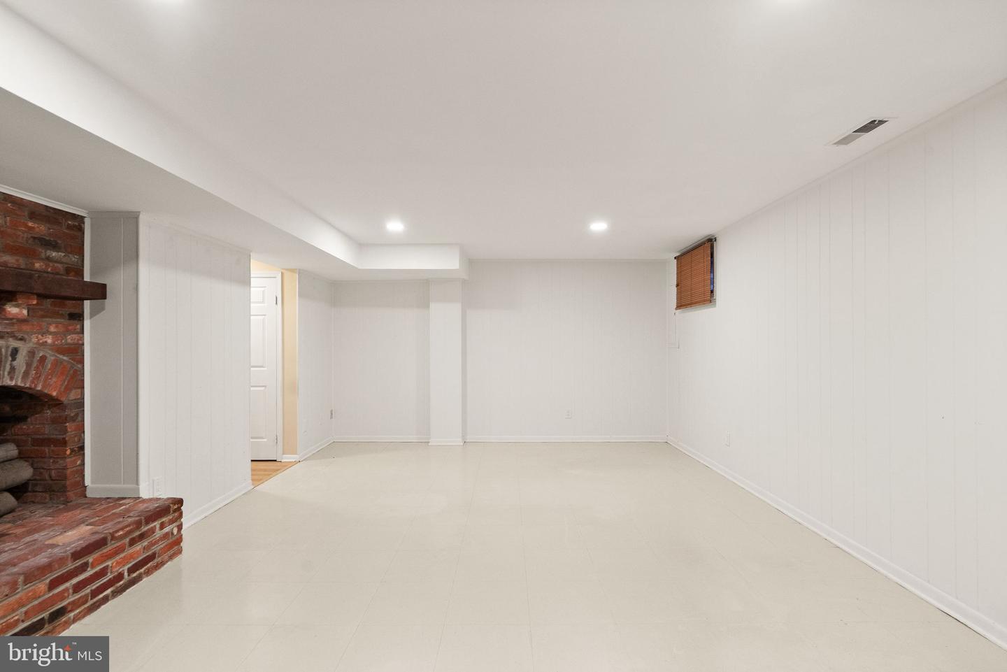 3146 CANTRELL LN, FAIRFAX, Virginia 22031, 3 Bedrooms Bedrooms, ,2 BathroomsBathrooms,Residential,For sale,3146 CANTRELL LN,VAFX2277950 MLS # VAFX2277950 3146 CANTRELL LN, FAIRFAX, Virginia 22031, 3 Bedrooms Bedrooms, ,2 BathroomsBathrooms,Residential,For sale,3146 CANTRELL LN,VAFX2277950 MLS # VAFX2277950