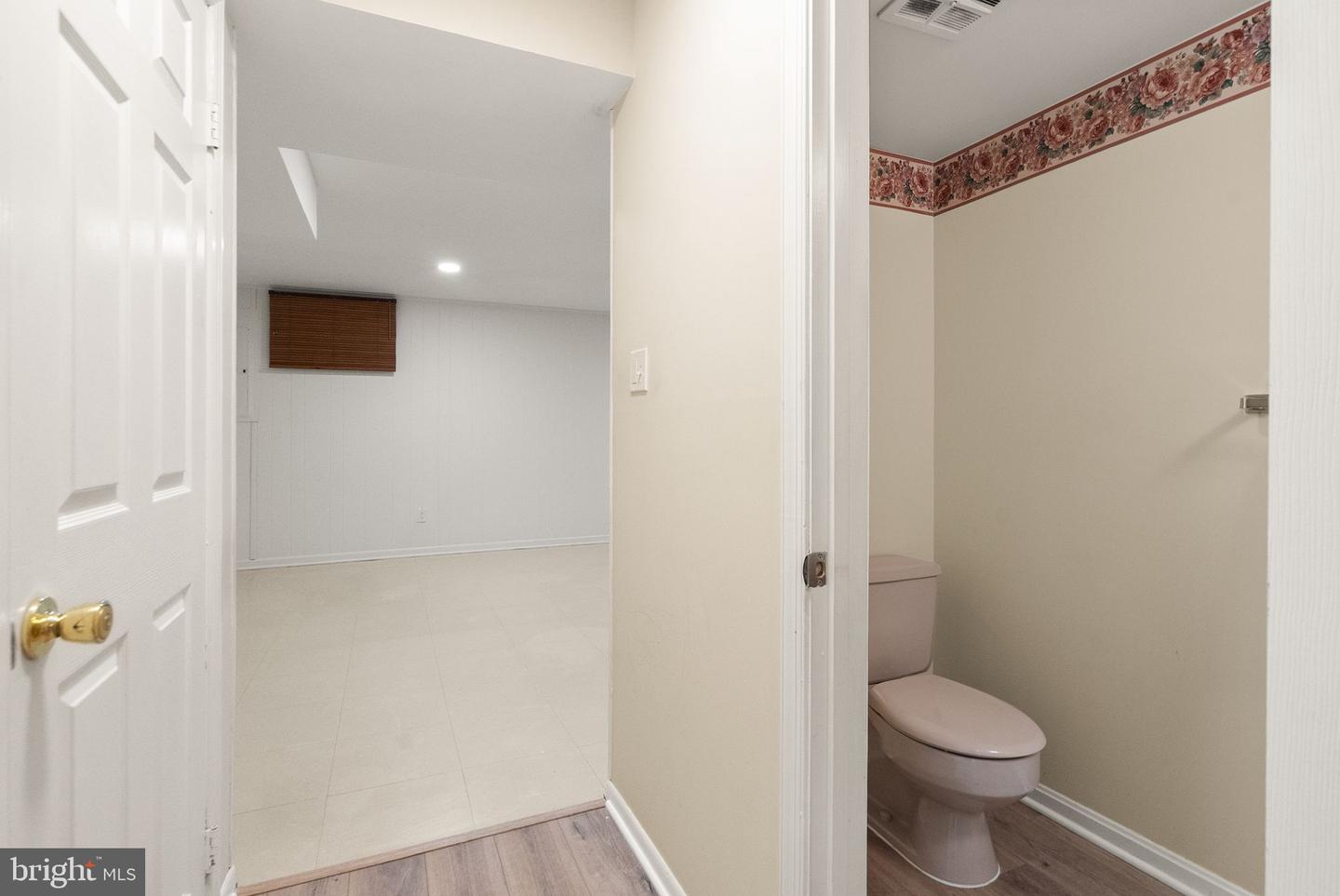 3146 CANTRELL LN, FAIRFAX, Virginia 22031, 3 Bedrooms Bedrooms, ,2 BathroomsBathrooms,Residential,For sale,3146 CANTRELL LN,VAFX2277950 MLS # VAFX2277950 3146 CANTRELL LN, FAIRFAX, Virginia 22031, 3 Bedrooms Bedrooms, ,2 BathroomsBathrooms,Residential,For sale,3146 CANTRELL LN,VAFX2277950 MLS # VAFX2277950