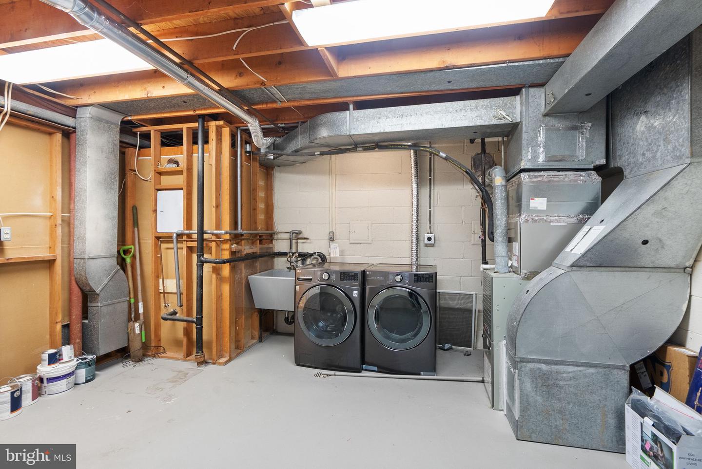 3146 CANTRELL LN, FAIRFAX, Virginia 22031, 3 Bedrooms Bedrooms, ,2 BathroomsBathrooms,Residential,For sale,3146 CANTRELL LN,VAFX2277950 MLS # VAFX2277950 3146 CANTRELL LN, FAIRFAX, Virginia 22031, 3 Bedrooms Bedrooms, ,2 BathroomsBathrooms,Residential,For sale,3146 CANTRELL LN,VAFX2277950 MLS # VAFX2277950