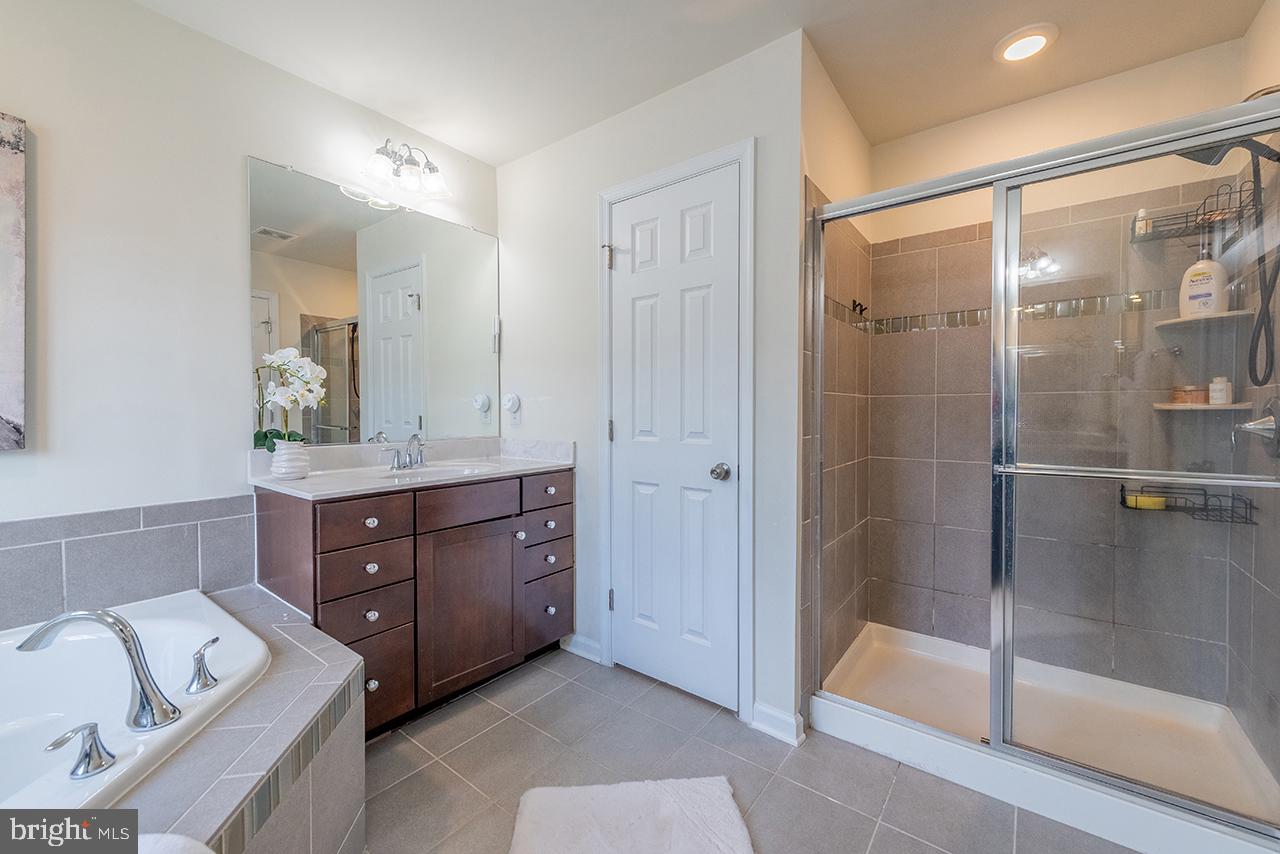 43376 TOWN GATE SQ, CHANTILLY, Virginia 20152, 3 Bedrooms Bedrooms, ,3 BathroomsBathrooms,Residential,For sale,43376 TOWN GATE SQ,VALO2110588 MLS # VALO2110588 43376 TOWN GATE SQ, CHANTILLY, Virginia 20152, 3 Bedrooms Bedrooms, ,3 BathroomsBathrooms,Residential,For sale,43376 TOWN GATE SQ,VALO2110588 MLS # VALO2110588