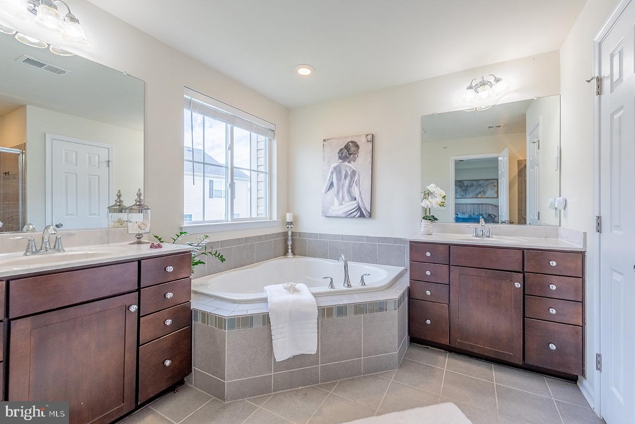 43376 TOWN GATE SQ, CHANTILLY, Virginia 20152, 3 Bedrooms Bedrooms, ,3 BathroomsBathrooms,Residential,For sale,43376 TOWN GATE SQ,VALO2110588 MLS # VALO2110588 43376 TOWN GATE SQ, CHANTILLY, Virginia 20152, 3 Bedrooms Bedrooms, ,3 BathroomsBathrooms,Residential,For sale,43376 TOWN GATE SQ,VALO2110588 MLS # VALO2110588