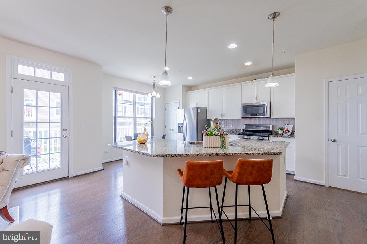 43376 TOWN GATE SQ, CHANTILLY, Virginia 20152, 3 Bedrooms Bedrooms, ,3 BathroomsBathrooms,Residential,For sale,43376 TOWN GATE SQ,VALO2110588 MLS # VALO2110588 43376 TOWN GATE SQ, CHANTILLY, Virginia 20152, 3 Bedrooms Bedrooms, ,3 BathroomsBathrooms,Residential,For sale,43376 TOWN GATE SQ,VALO2110588 MLS # VALO2110588