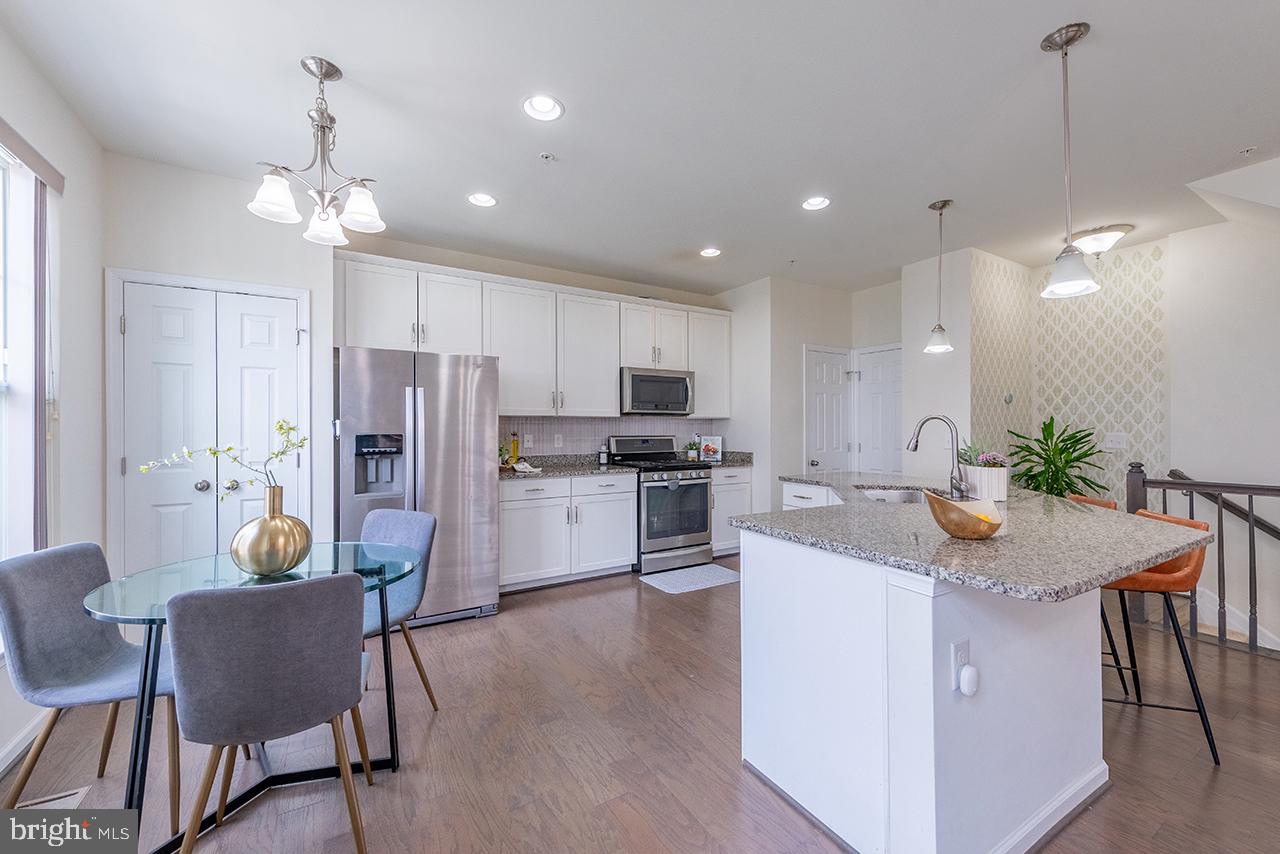 43376 TOWN GATE SQ, CHANTILLY, Virginia 20152, 3 Bedrooms Bedrooms, ,3 BathroomsBathrooms,Residential,For sale,43376 TOWN GATE SQ,VALO2110588 MLS # VALO2110588 43376 TOWN GATE SQ, CHANTILLY, Virginia 20152, 3 Bedrooms Bedrooms, ,3 BathroomsBathrooms,Residential,For sale,43376 TOWN GATE SQ,VALO2110588 MLS # VALO2110588