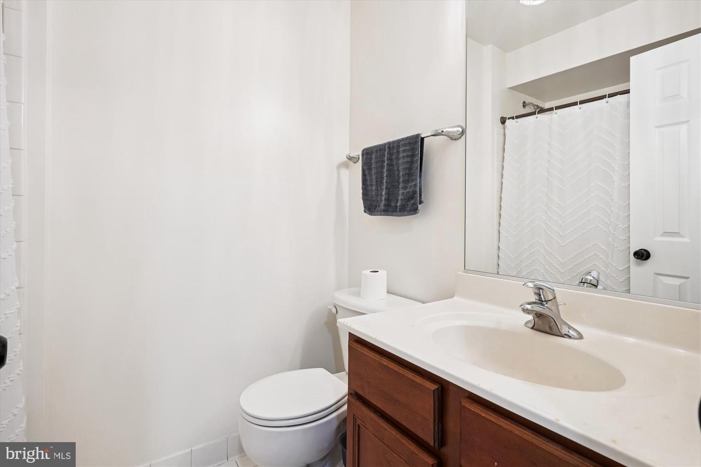 16879 SEA LAWN PL, WOODBRIDGE, Virginia 22191, 3 Bedrooms Bedrooms, ,3 BathroomsBathrooms,Residential,For sale,16879 SEA LAWN PL,VAPW2107344 MLS # VAPW2107344