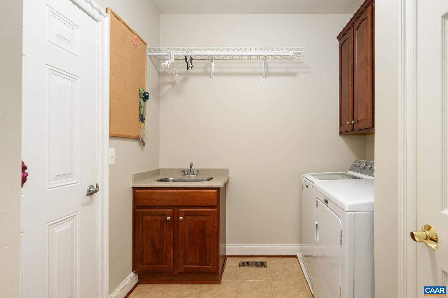 824 COLRIDGE DR, CHARLOTTESVILLE, Virginia 22903, 3 Bedrooms Bedrooms, ,3 BathroomsBathrooms,Residential,For sale,824 COLRIDGE DR,670750 MLS # 670750