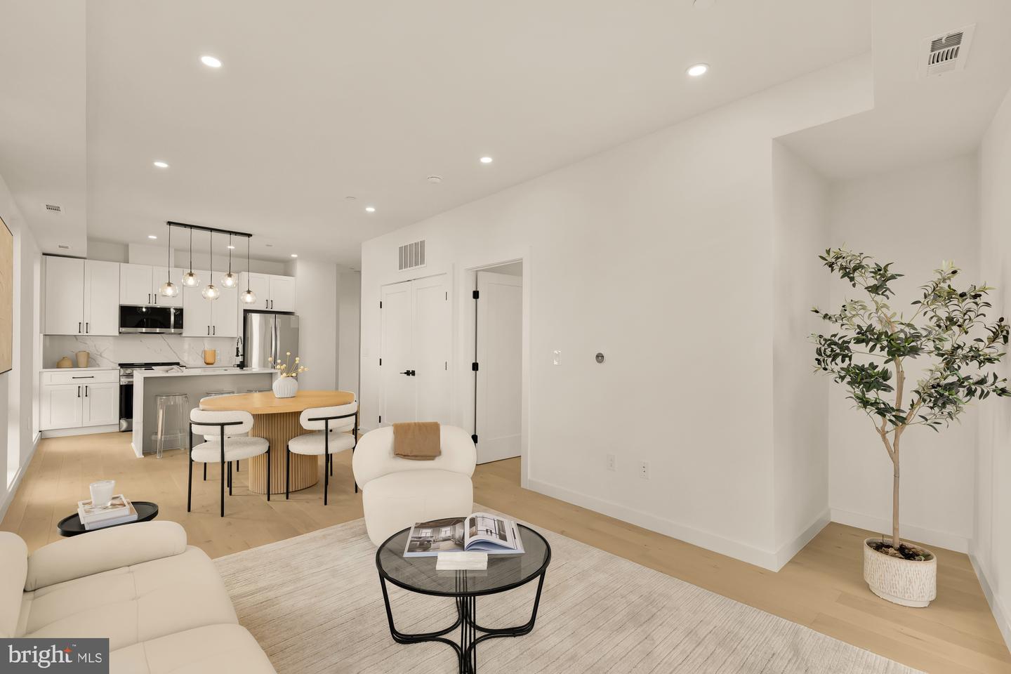 30 KENNEDY ST NW #6, WASHINGTON, District Of Columbia 20011, 2 Bedrooms Bedrooms, ,2 BathroomsBathrooms,Residential,For sale,30 KENNEDY ST NW #6,DCDC2230594 MLS # DCDC2230594