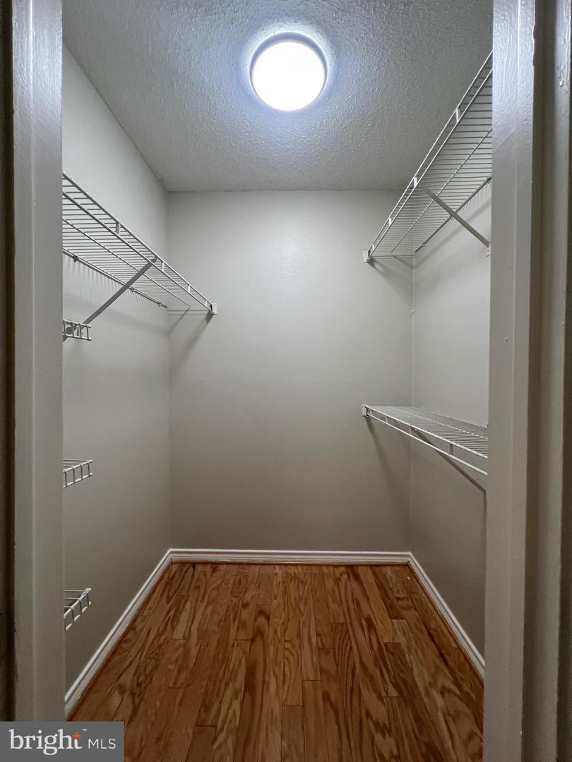 1530 LINCOLN WAY #202, MCLEAN, Virginia 22102, 1 Bedroom Bedrooms, ,1 BathroomBathrooms,Residential,For sale,1530 LINCOLN WAY #202,VAFX2278052 MLS # VAFX2278052 1530 LINCOLN WAY #202, MCLEAN, Virginia 22102, 1 Bedroom Bedrooms, ,1 BathroomBathrooms,Residential,For sale,1530 LINCOLN WAY #202,VAFX2278052 MLS # VAFX2278052