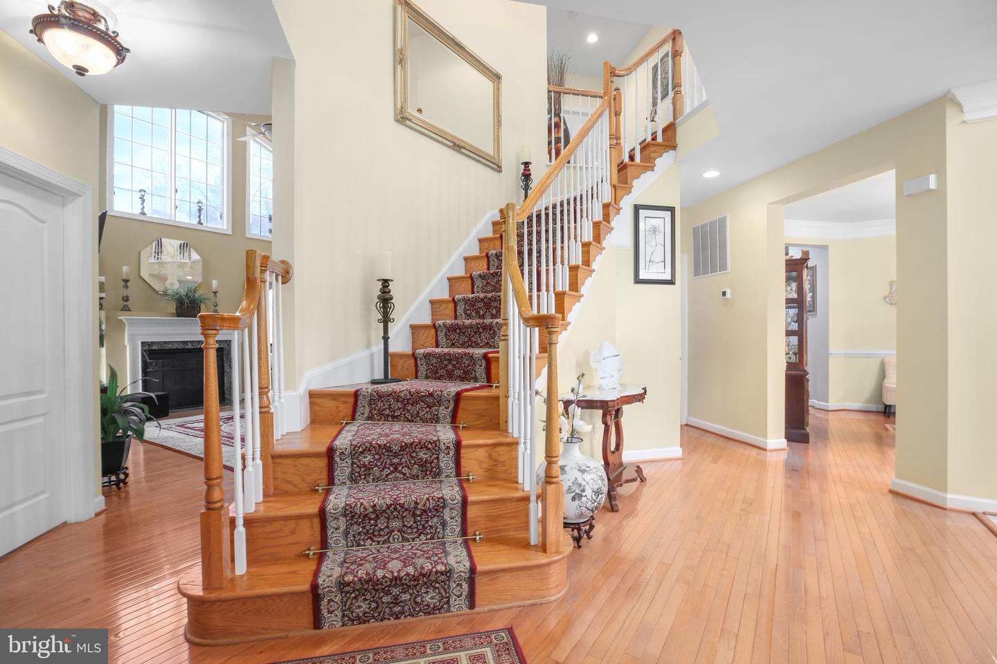 11015 BACON RACE RD, WOODBRIDGE, Virginia 22192, 5 Bedrooms Bedrooms, ,4 BathroomsBathrooms,Residential,For sale,11015 BACON RACE RD,VAPW2107386 MLS # VAPW2107386