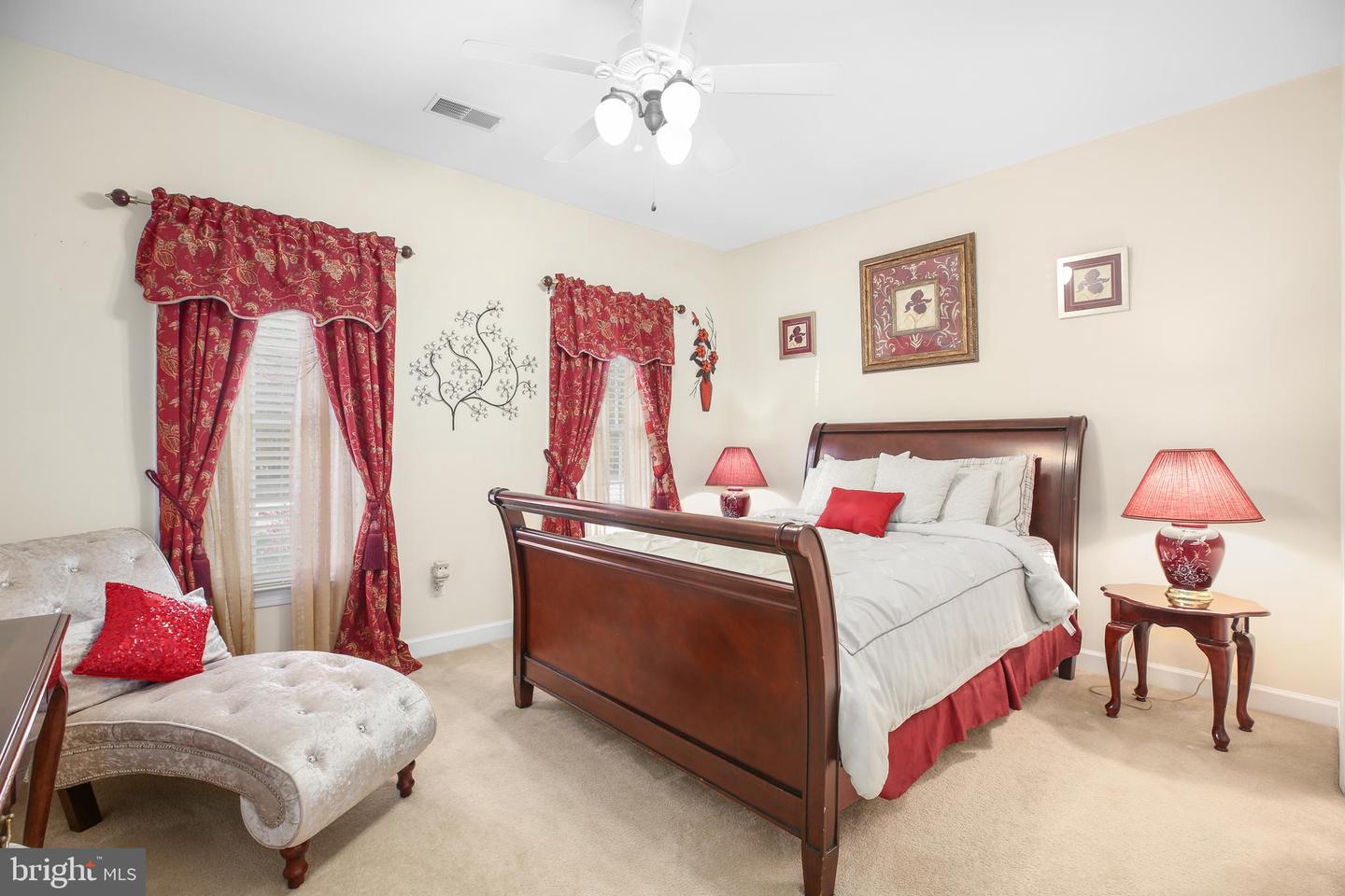 11015 BACON RACE RD, WOODBRIDGE, Virginia 22192, 5 Bedrooms Bedrooms, ,4 BathroomsBathrooms,Residential,For sale,11015 BACON RACE RD,VAPW2107386 MLS # VAPW2107386