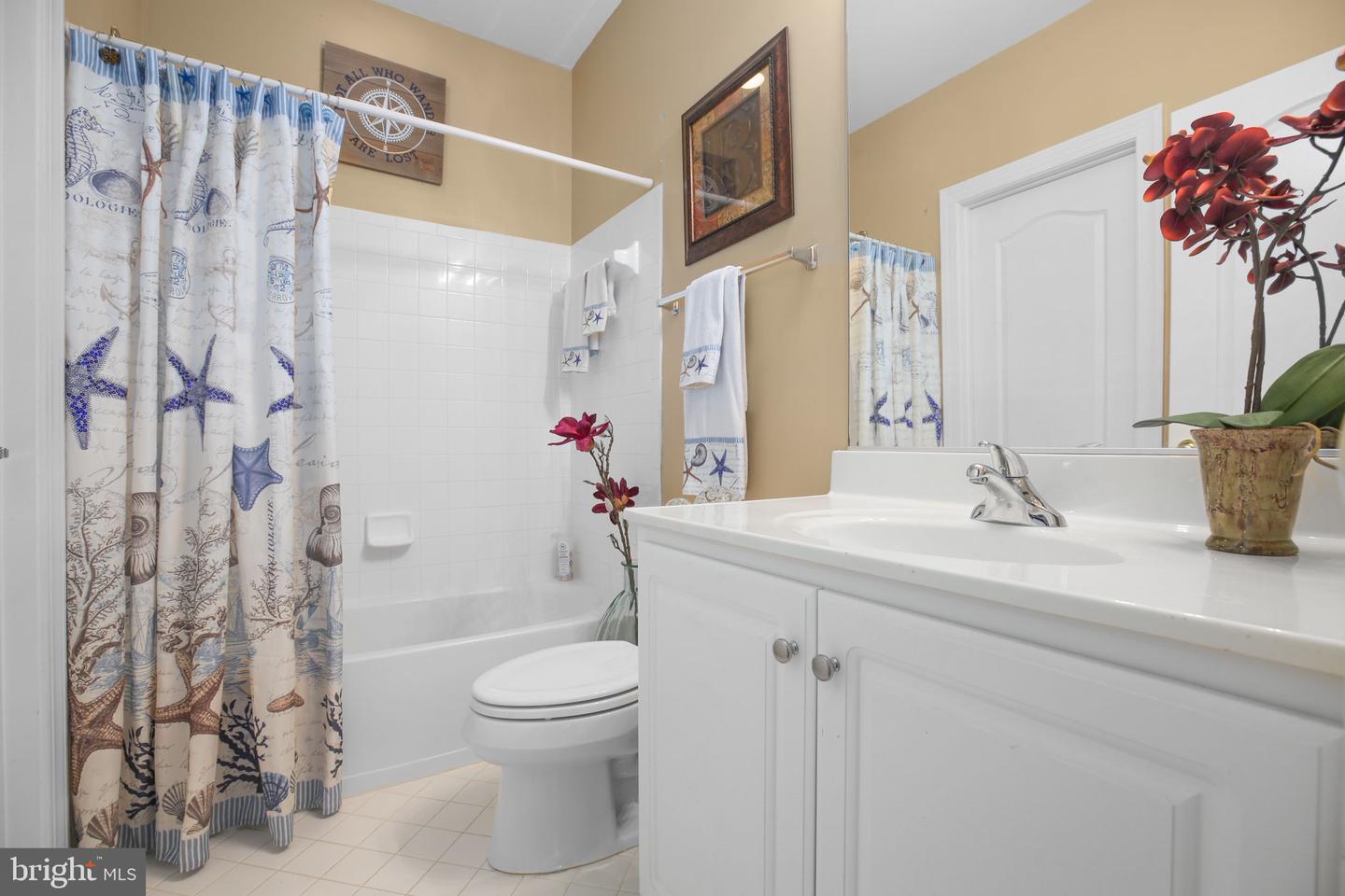 11015 BACON RACE RD, WOODBRIDGE, Virginia 22192, 5 Bedrooms Bedrooms, ,4 BathroomsBathrooms,Residential,For sale,11015 BACON RACE RD,VAPW2107386 MLS # VAPW2107386