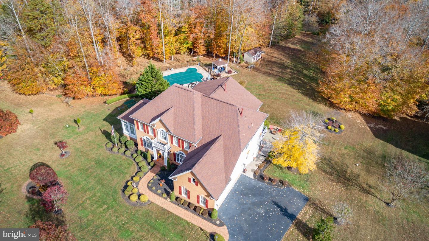 11015 BACON RACE RD, WOODBRIDGE, Virginia 22192, 5 Bedrooms Bedrooms, ,4 BathroomsBathrooms,Residential,For sale,11015 BACON RACE RD,VAPW2107386 MLS # VAPW2107386