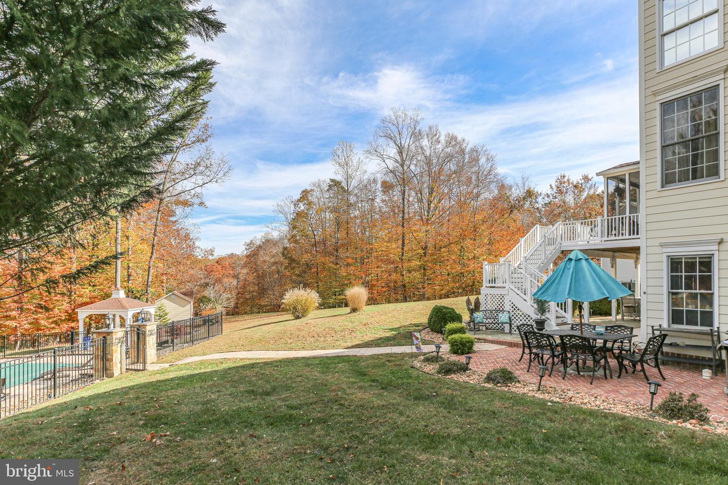 11015 BACON RACE RD, WOODBRIDGE, Virginia 22192, 5 Bedrooms Bedrooms, ,4 BathroomsBathrooms,Residential,For sale,11015 BACON RACE RD,VAPW2107386 MLS # VAPW2107386