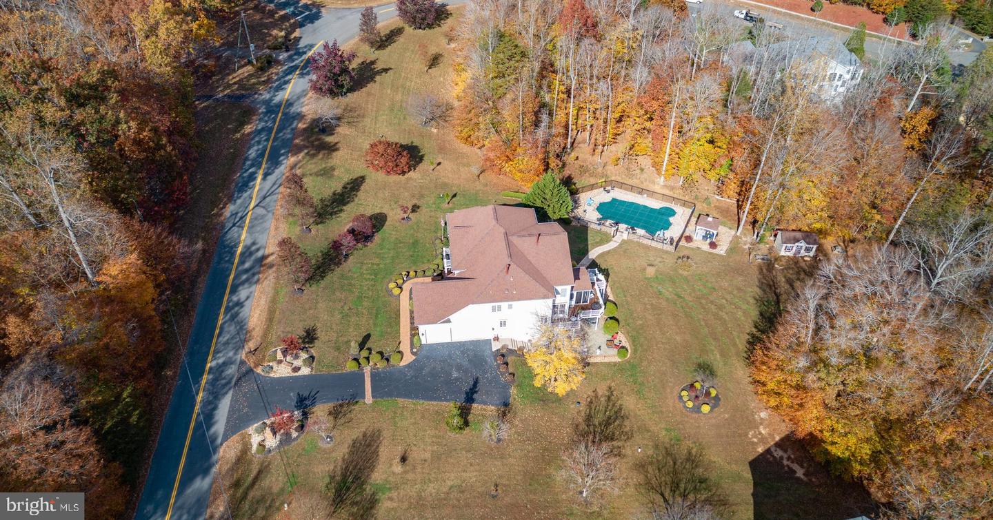 11015 BACON RACE RD, WOODBRIDGE, Virginia 22192, 5 Bedrooms Bedrooms, ,4 BathroomsBathrooms,Residential,For sale,11015 BACON RACE RD,VAPW2107386 MLS # VAPW2107386