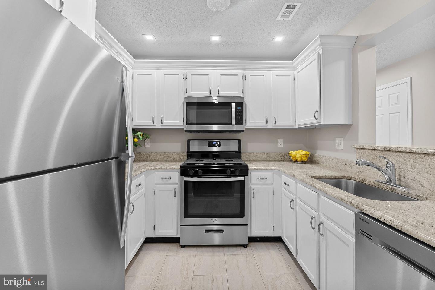 12000 TALIESIN PL #36, RESTON, Virginia 20190, 2 Bedrooms Bedrooms, 7 Rooms Rooms,1 BathroomBathrooms,Residential,For sale,12000 TALIESIN PL #36,VAFX2278112 MLS # VAFX2278112 12000 TALIESIN PL #36, RESTON, Virginia 20190, 2 Bedrooms Bedrooms, 7 Rooms Rooms,1 BathroomBathrooms,Residential,For sale,12000 TALIESIN PL #36,VAFX2278112 MLS # VAFX2278112